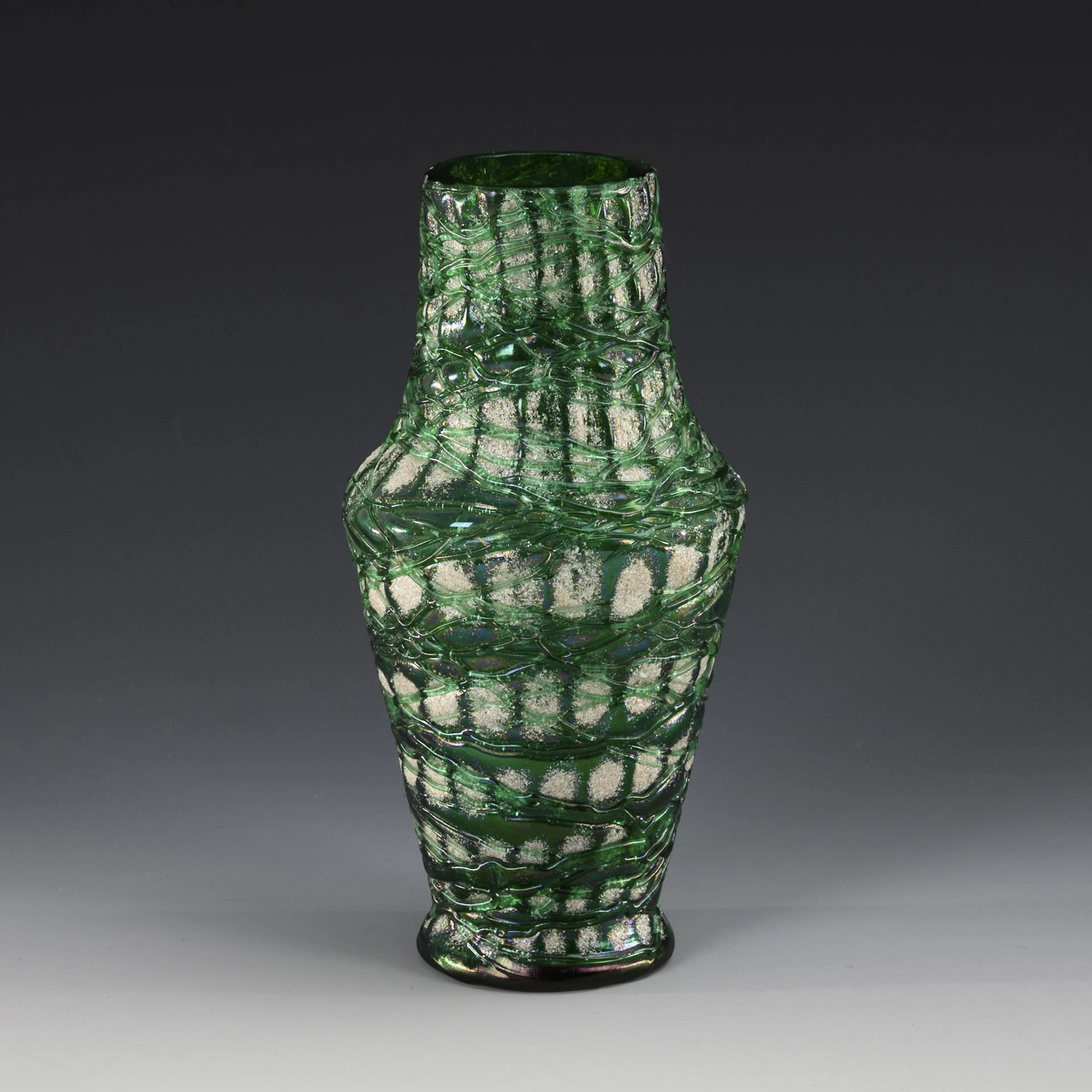 Vase with mica stains and thread net. Kralik.