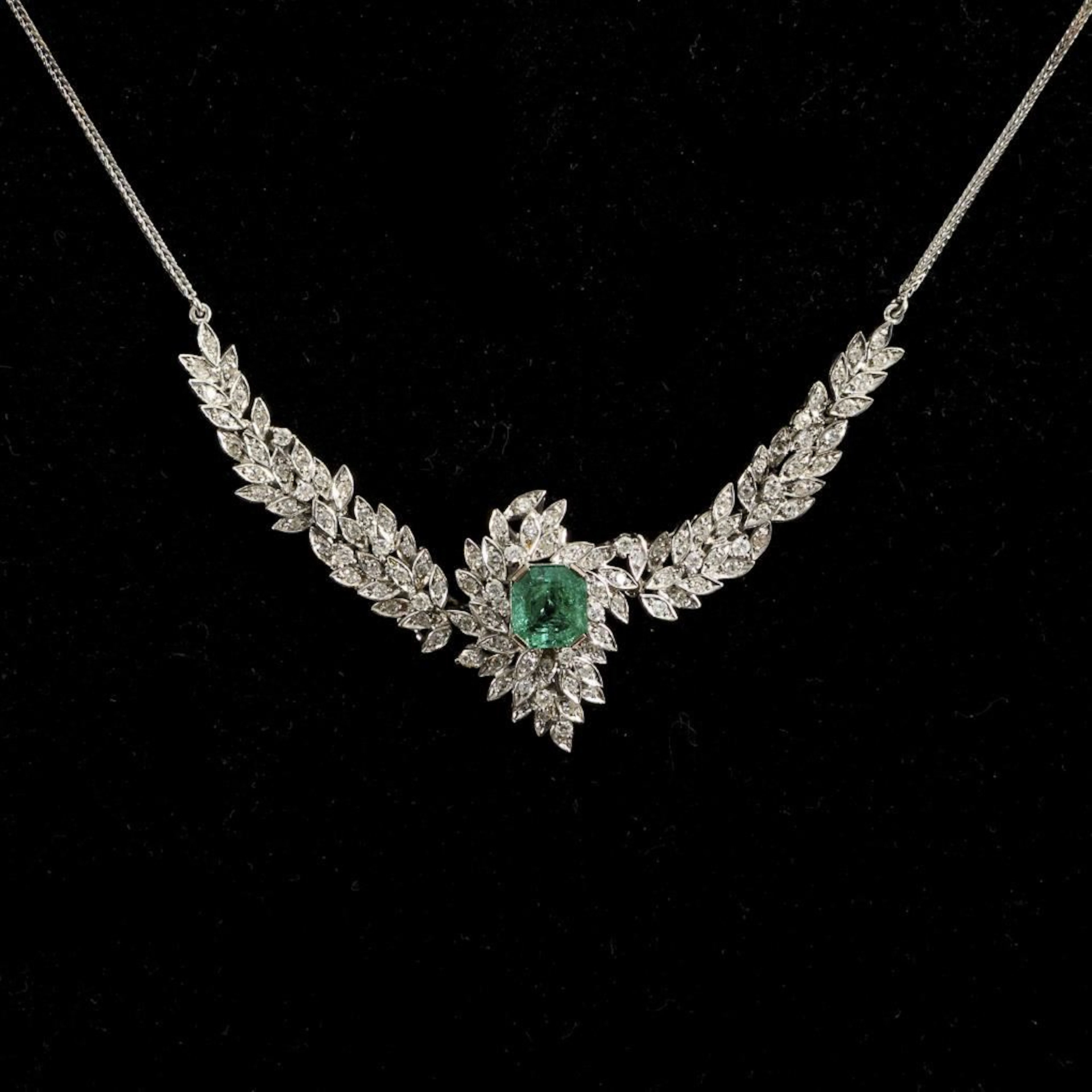 High-quality emerald necklace.