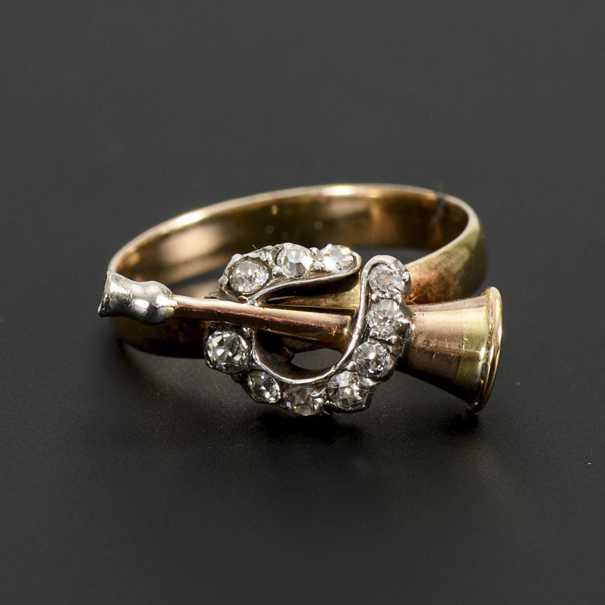 Original ring with trumpet.