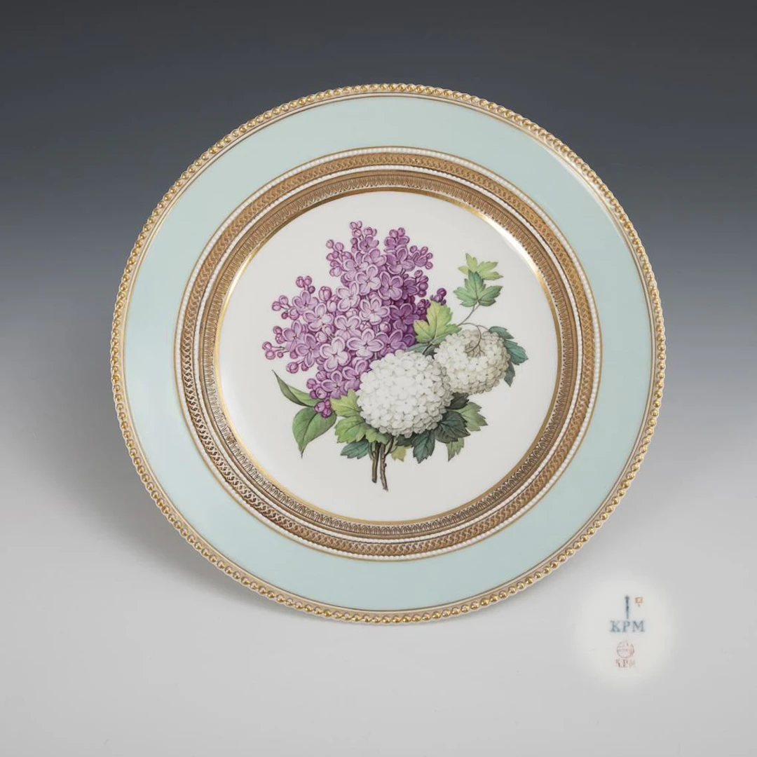 Biedermeier plate with floral design. KPM Berlin.