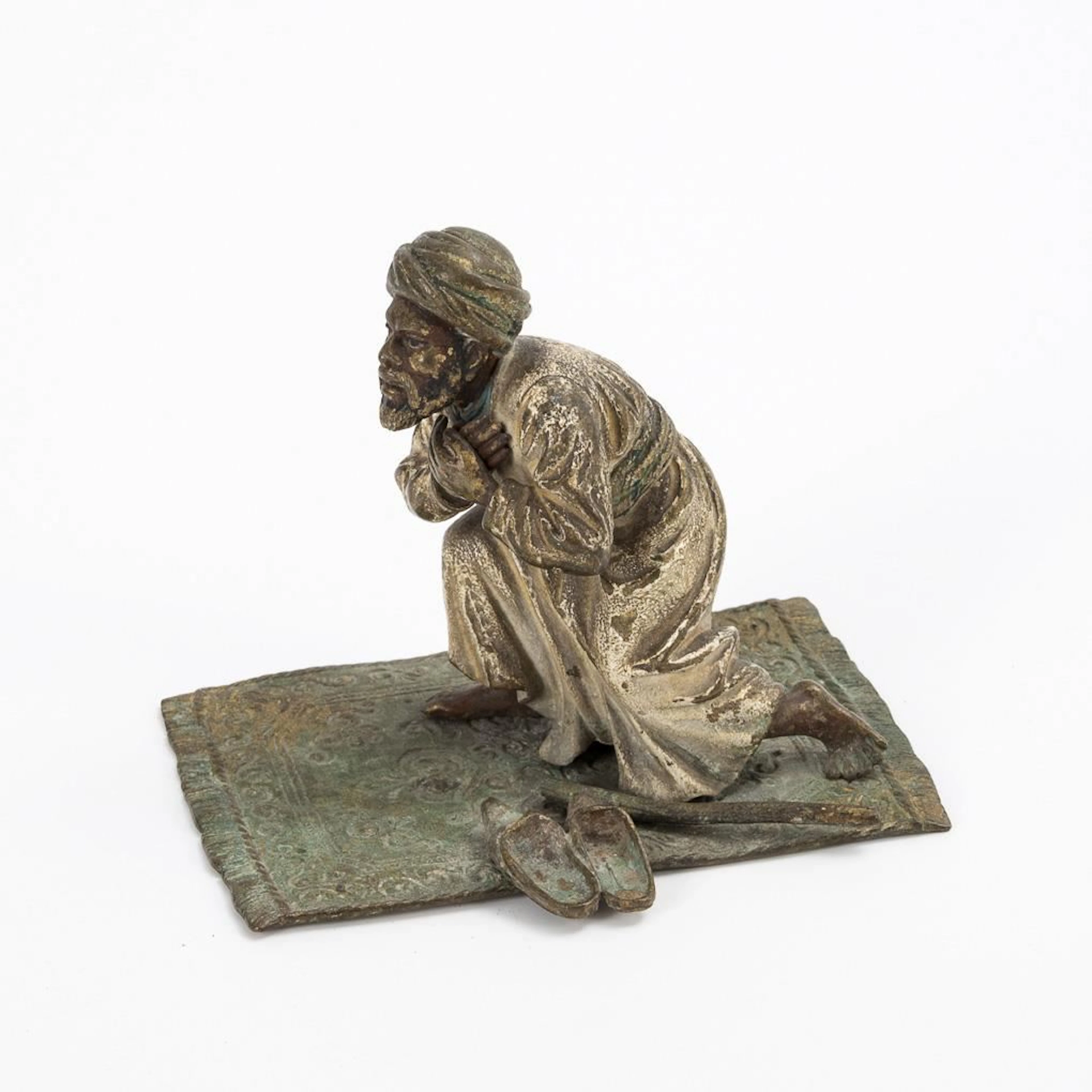 Viennese bronze (?): Oriental figure on a rug
