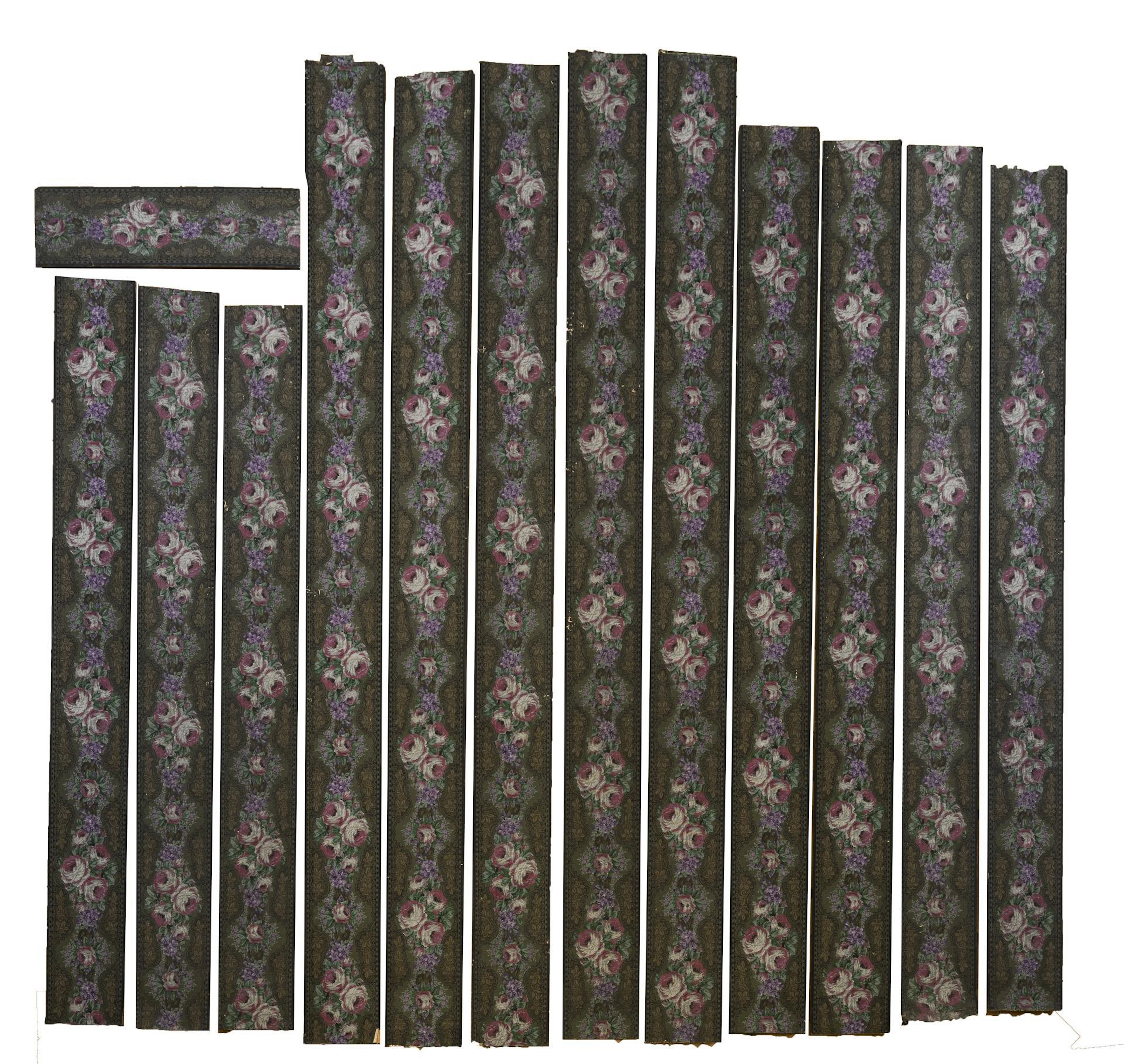 Gründerzeit wall border with rose decoration.