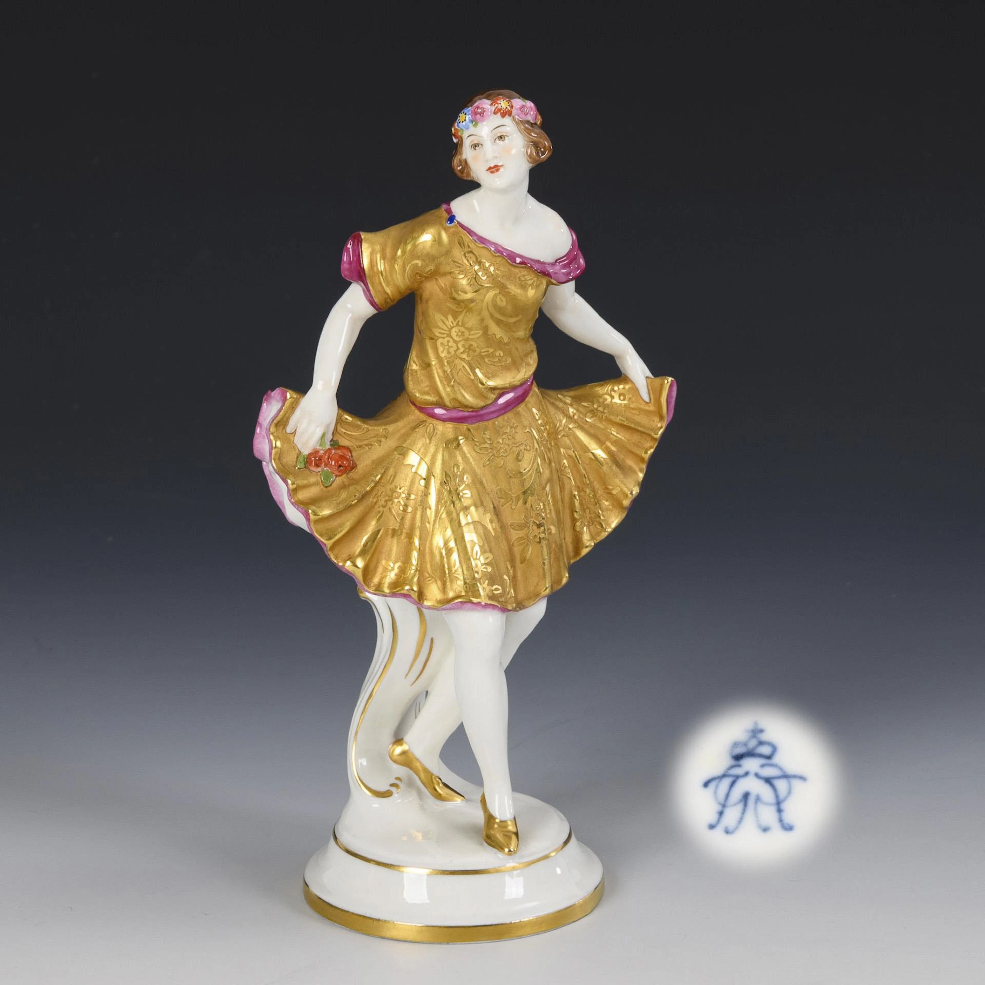 Dancer. Aelteste Volkstedter.