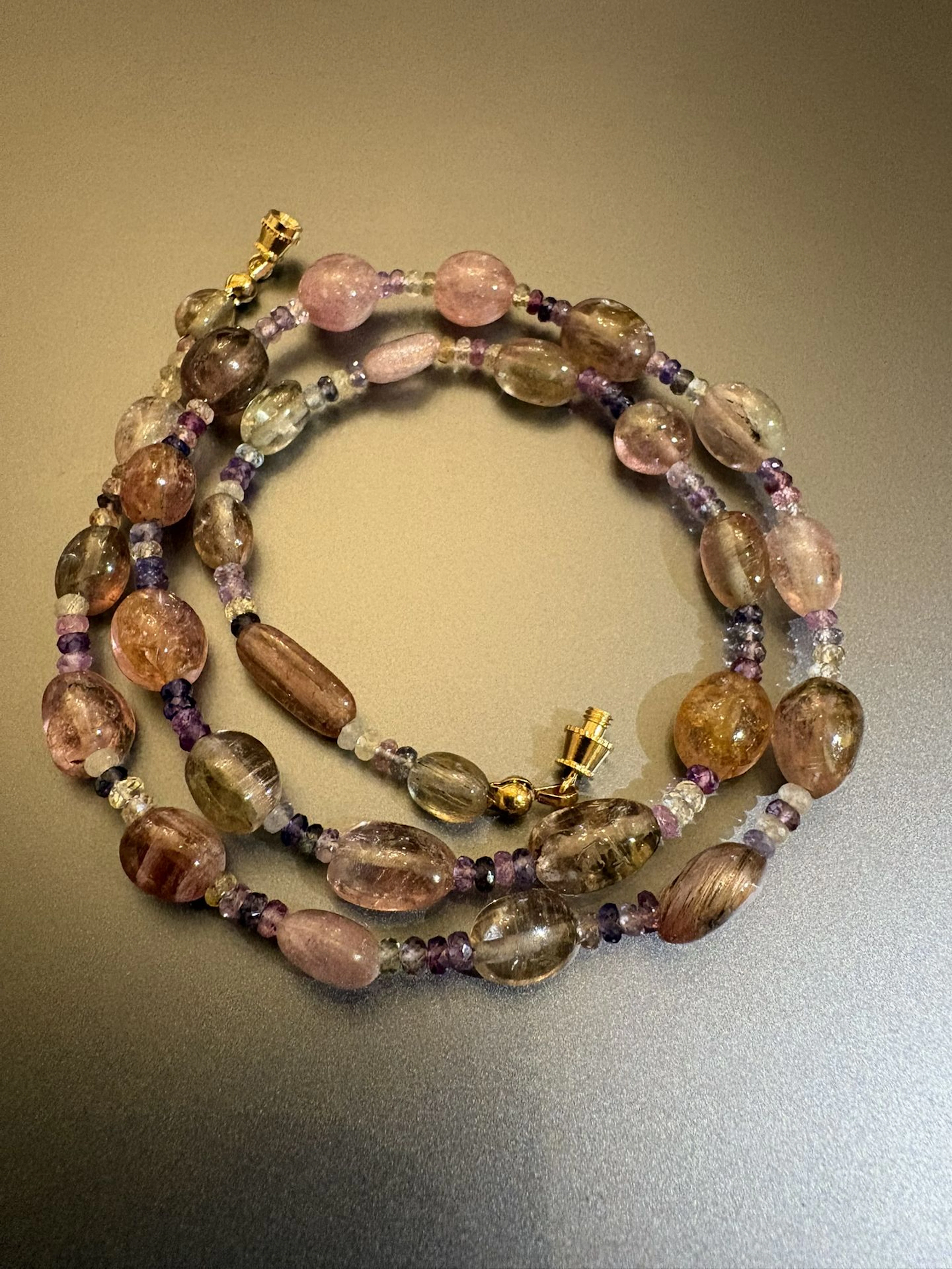 Joli collier de perles de tourmaline. Longueur : 51 cm. - Lot 67
