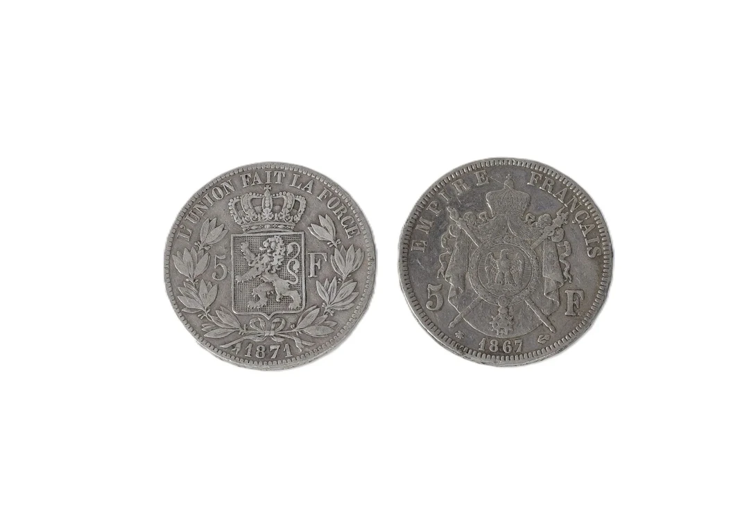5 FRANCS Napoléon III tête laurée A 1867 et 5 FRANCS Léopold - Lot 193