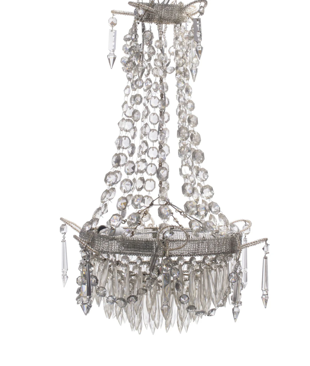 Lustre corbeille de forme circulaire entièrement habillée de - Lot 374