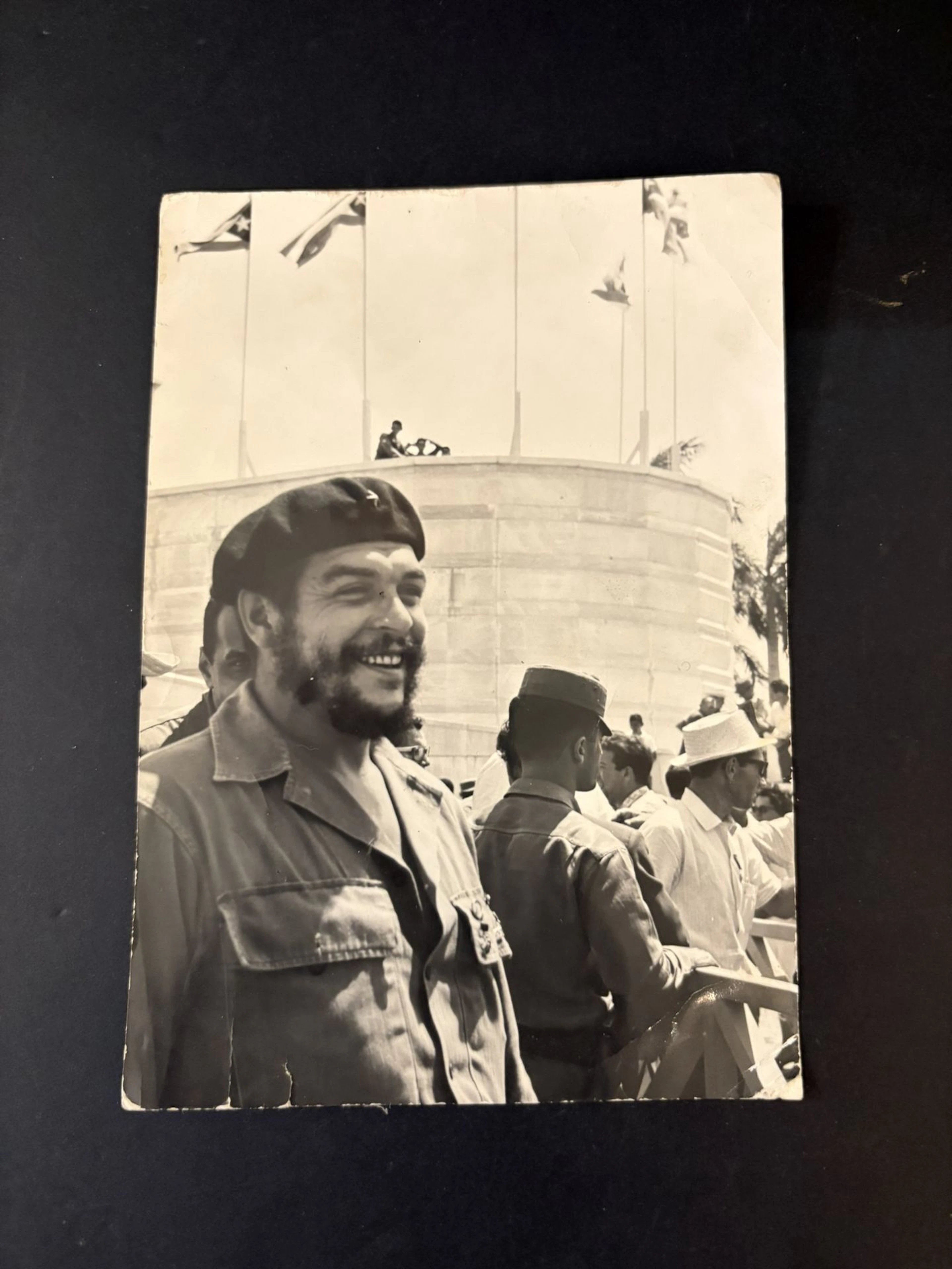 Ernesto Che Guevara - Cliché historique 1959/1960? pris Plac - Lot 295