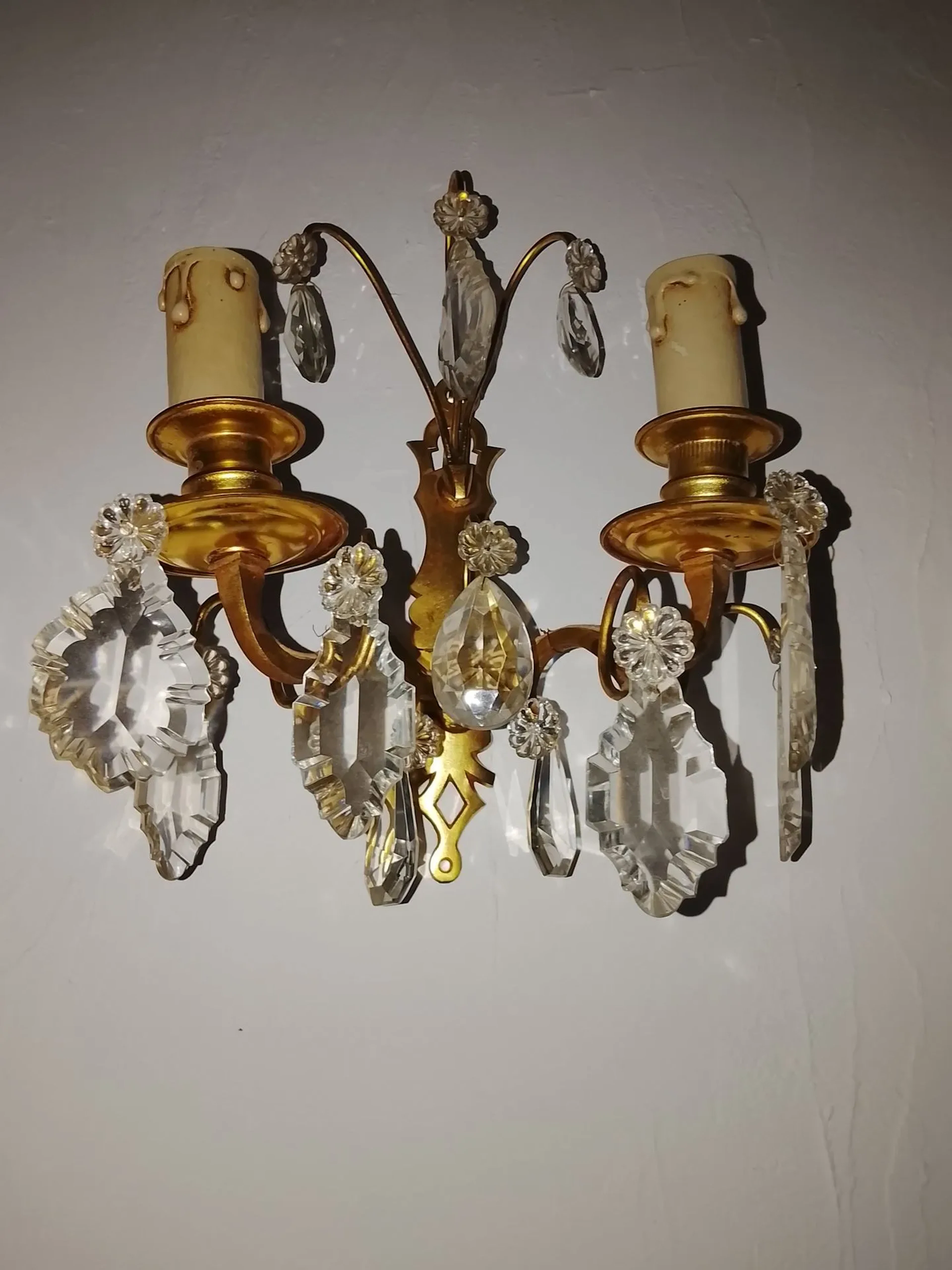 Style LOUIS XV - Appliques GIRANDOLES. Paire d’appliques gir - Lot 299