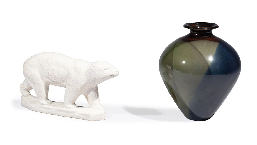 Lot comprenant un ours polaire en céramique et un vase à pan - Lot 286