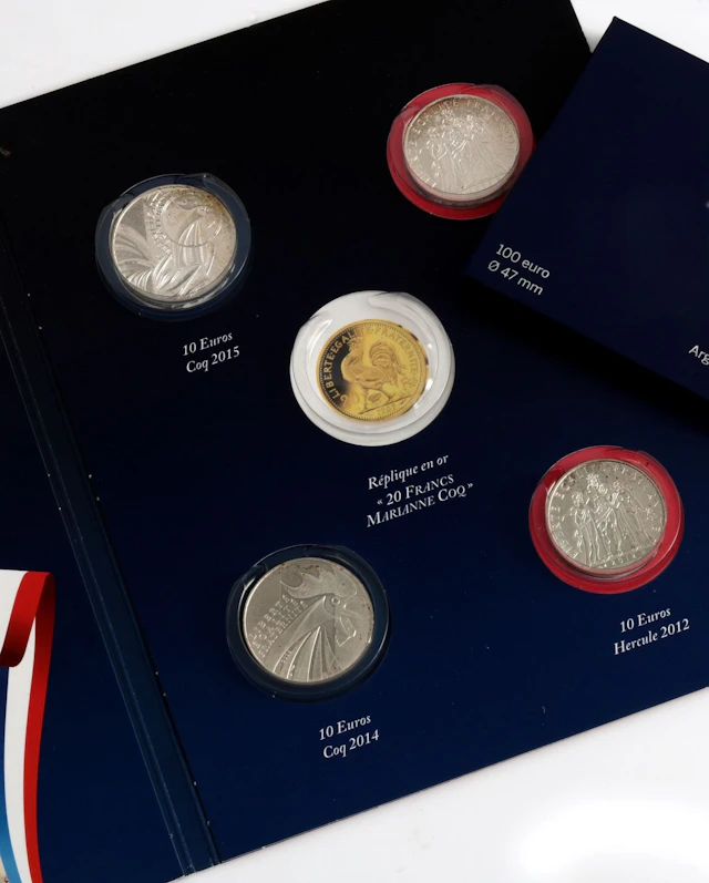 Quatre monnaies de 10 euros en argent (Coq 2014, 2015 et Her - Lot 202