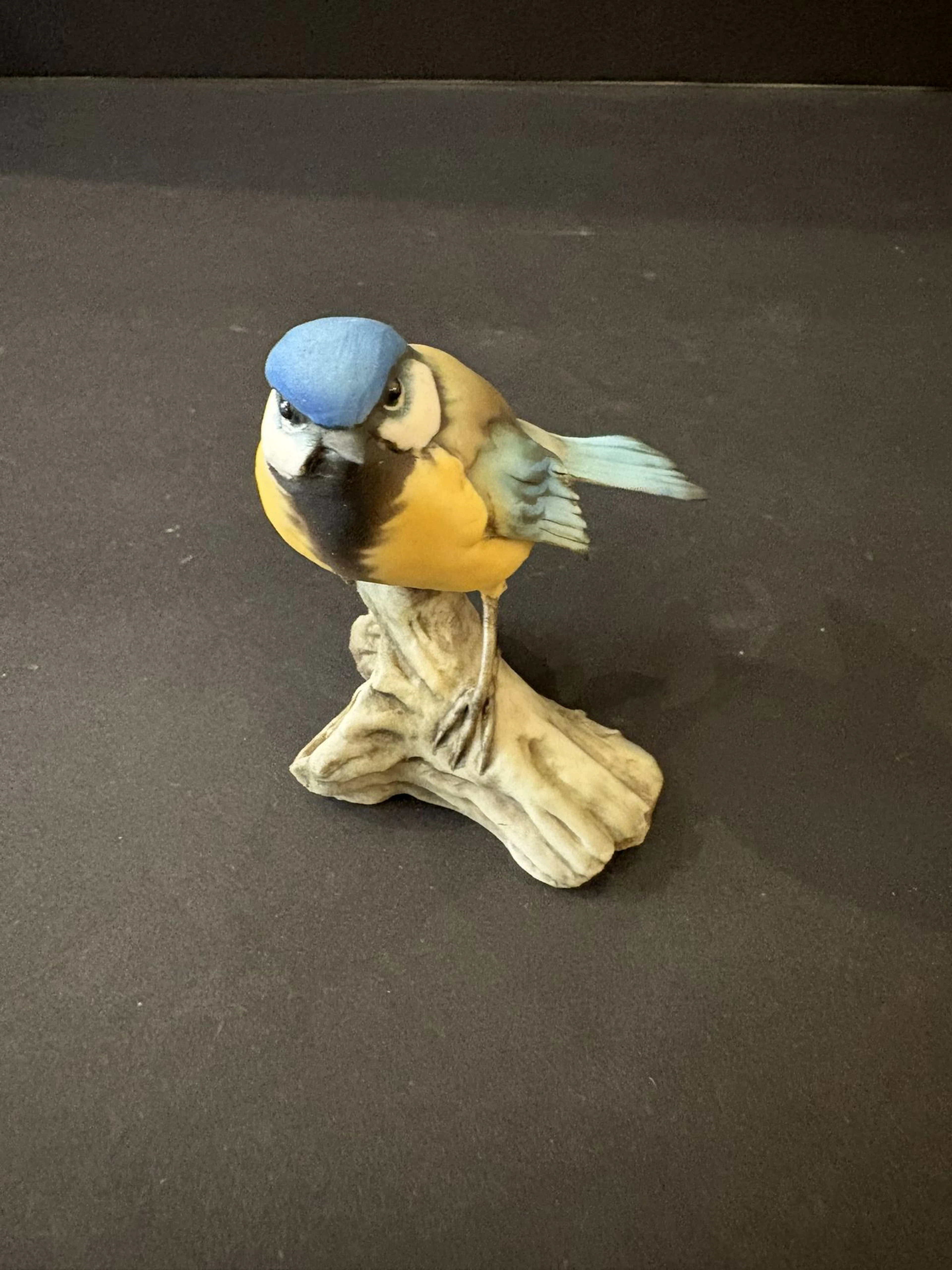PORCELAINE TAY - GIUSEPPE TAGLIAROL (Italie). Mésange en por - Lot 330