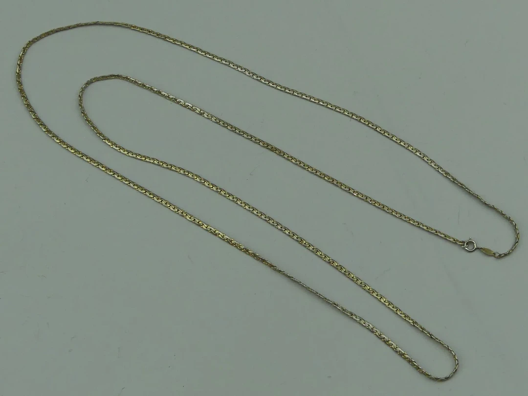 GROSSE Germany 1969 pour Christian DIOR. Sautoir à mailles s - Lot 438