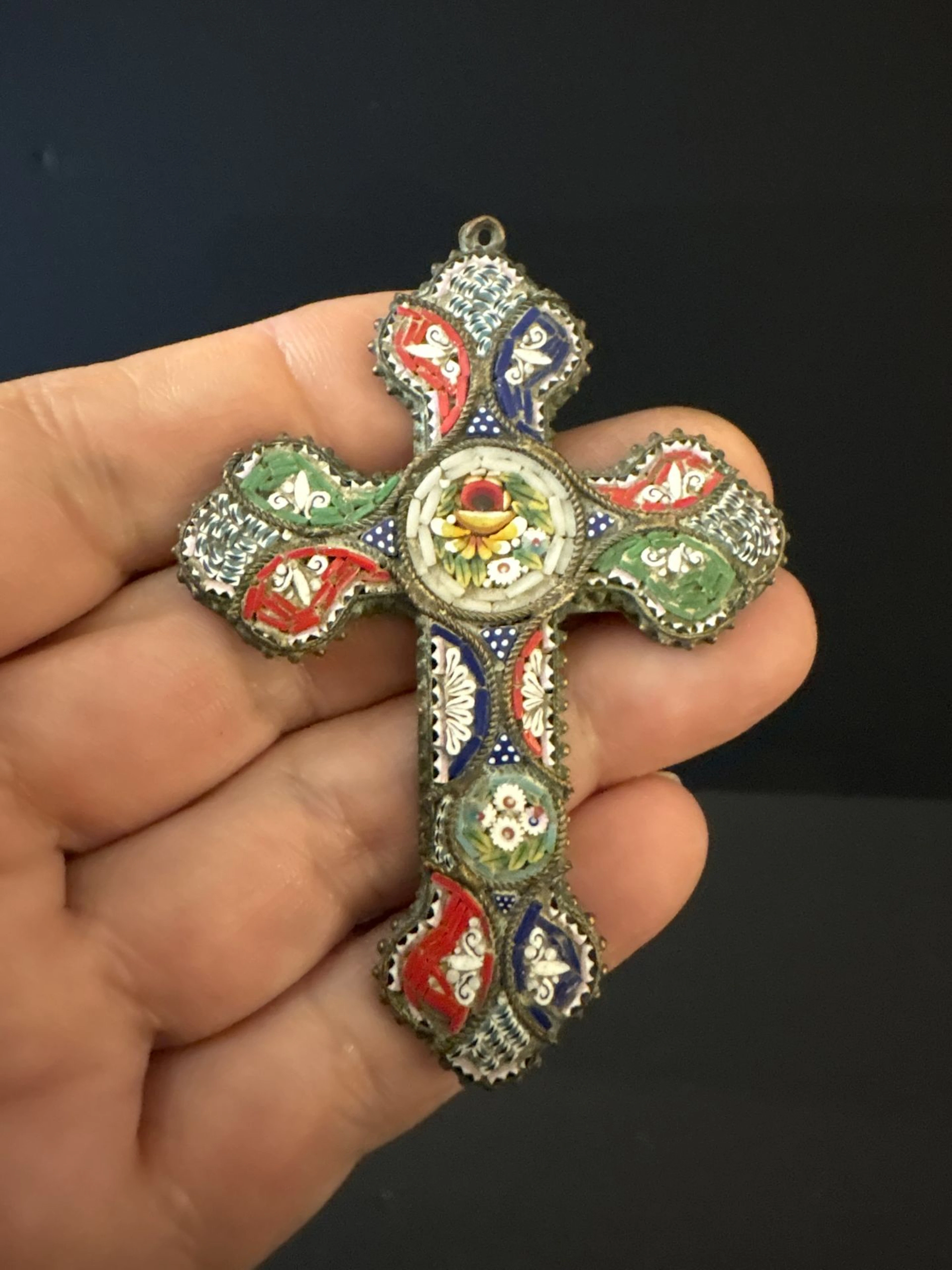 Ancien pendentif croix en laiton et et micro-mosaïque italie - Lot 229