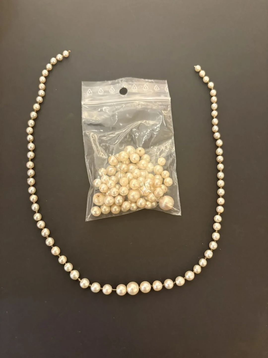 Rang de 67 perles de culture ou fines non testées diamètre 4 - Lot 154