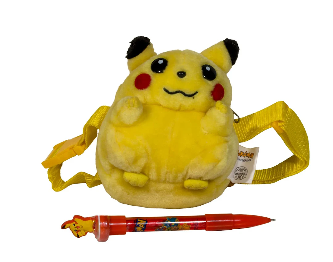 Pokemon. Sac peluche avec stylo. - Lot 114