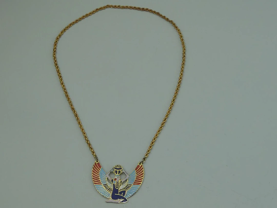 EGYPTOMANIA. Sautoir vintage de style Egyptomania retenant u - Lot 410