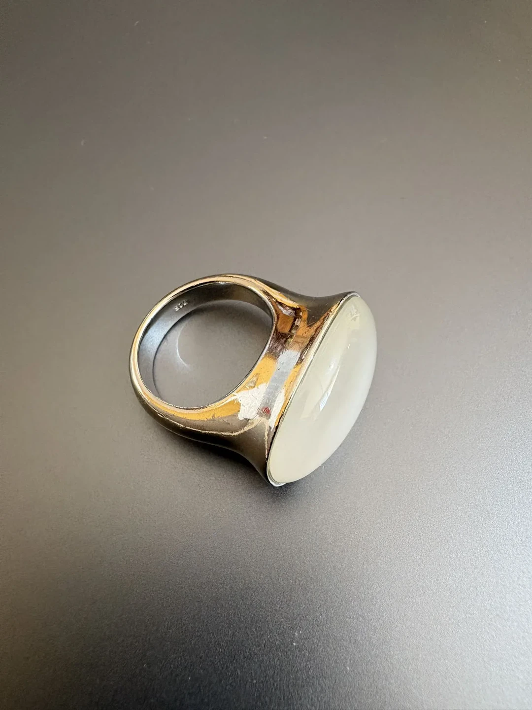 Bague argent 925°/°°.. Taille : 56. Poids brut : 16,4 g. - Lot 72
