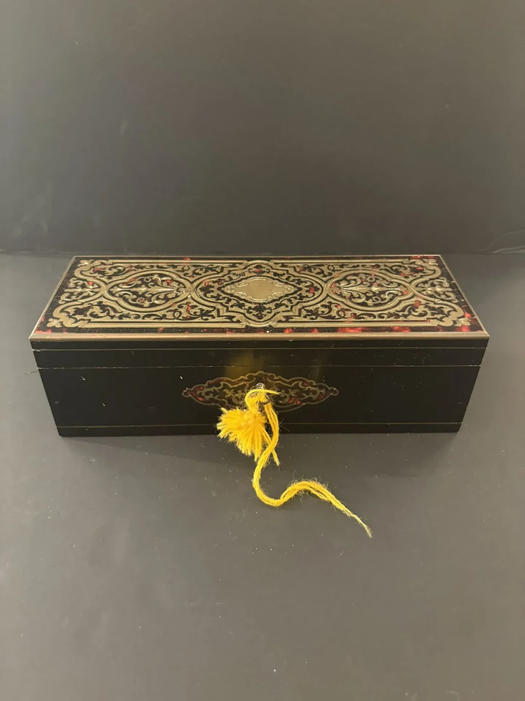 Boite à gants d’époque Napoléon III relocalise en marqueteri - Lot 334