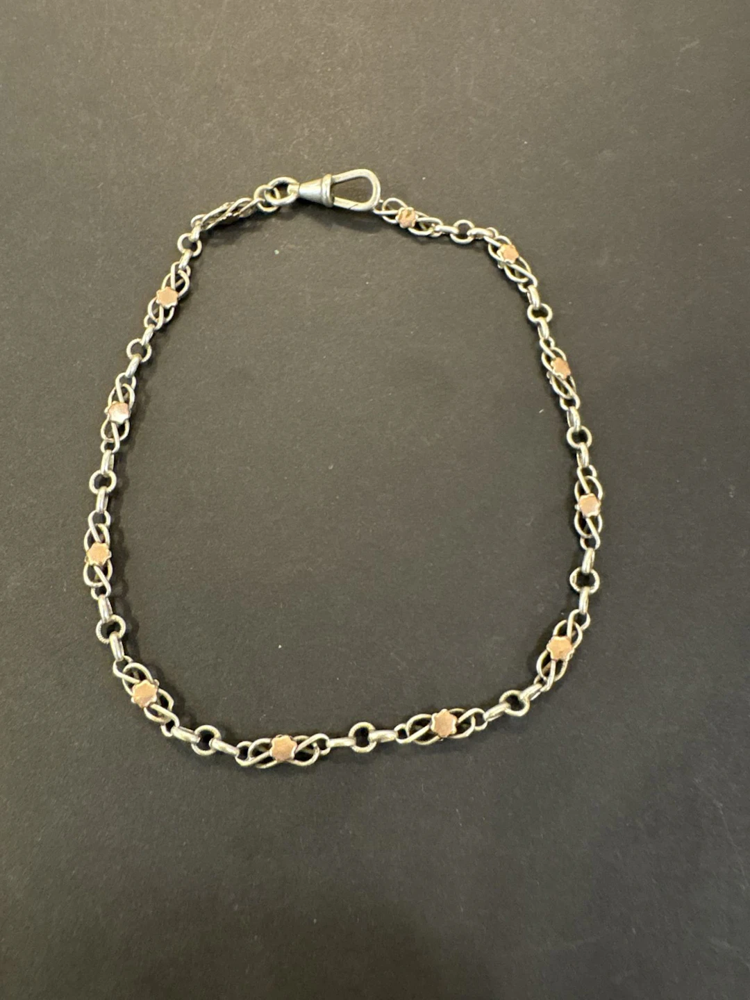 Ancienne chaîne de montre en argent 800°/°° . Longueur : 25 - Lot 218