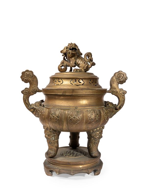 A LARGE BRONZE TRIPOD-CENSER, Vietnam, early 20th century