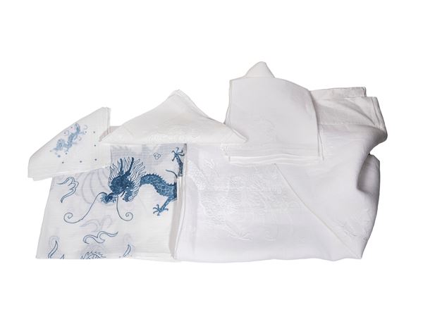SET OF WHITE TABLE LINENS, China, 20th century