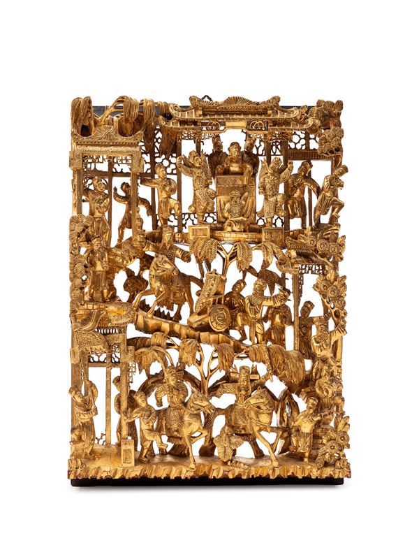 A GILT-WOODEN PANEL, China, late 19th / early 20 century