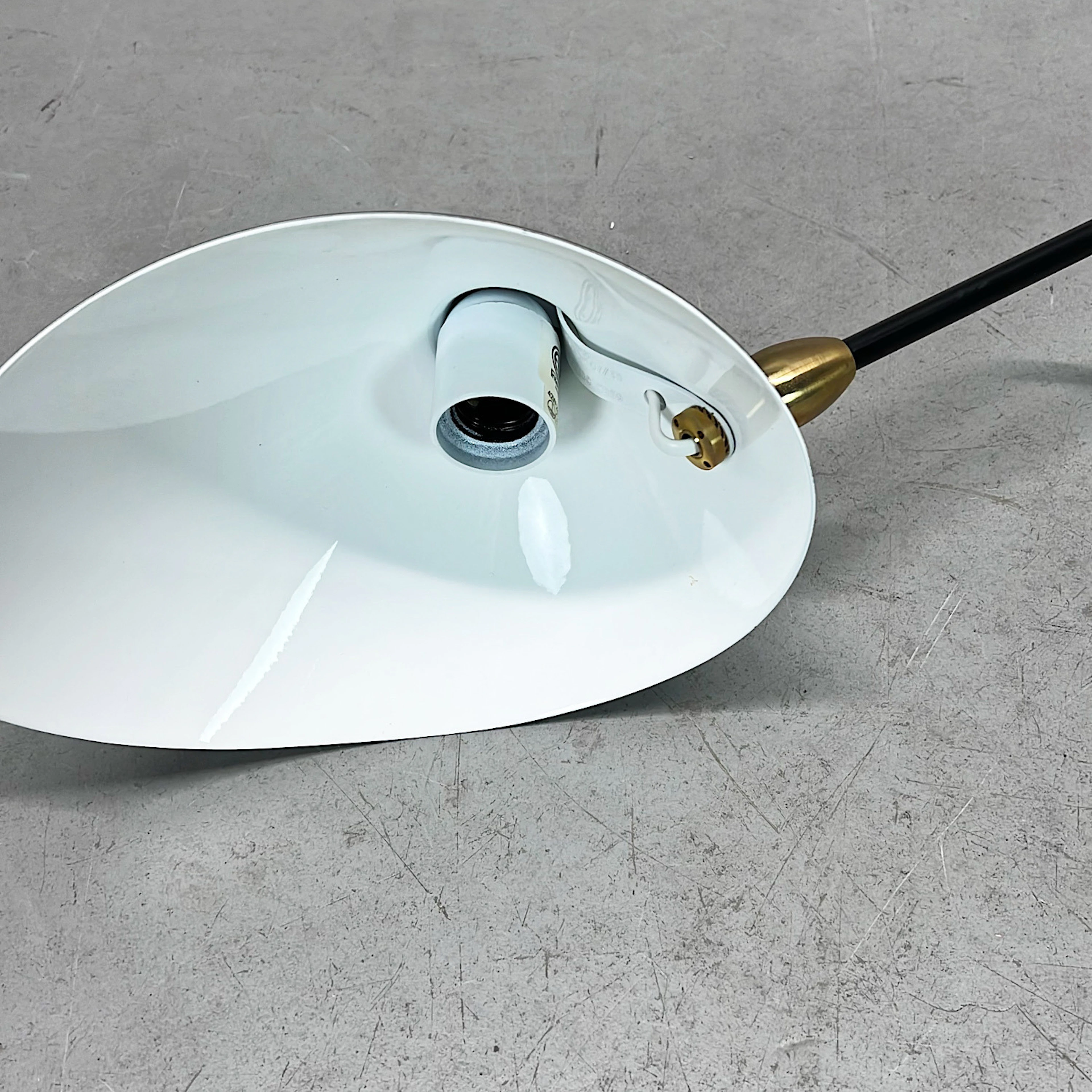 Vägglampa - "One Rotating Curved Arm" - Serge Mouille