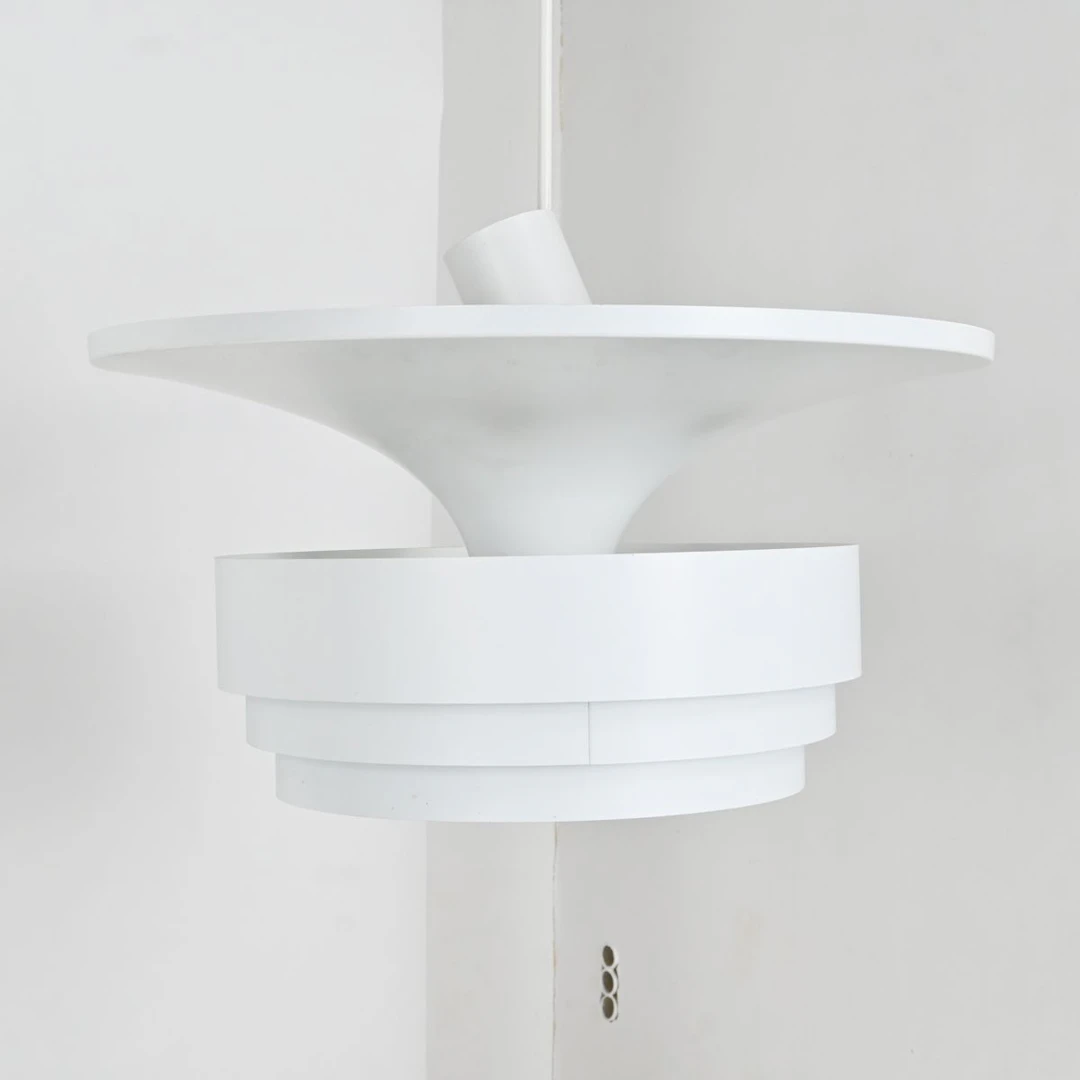 Hans Agne Jakobsson, Taklampa T771, metall, Markaryd