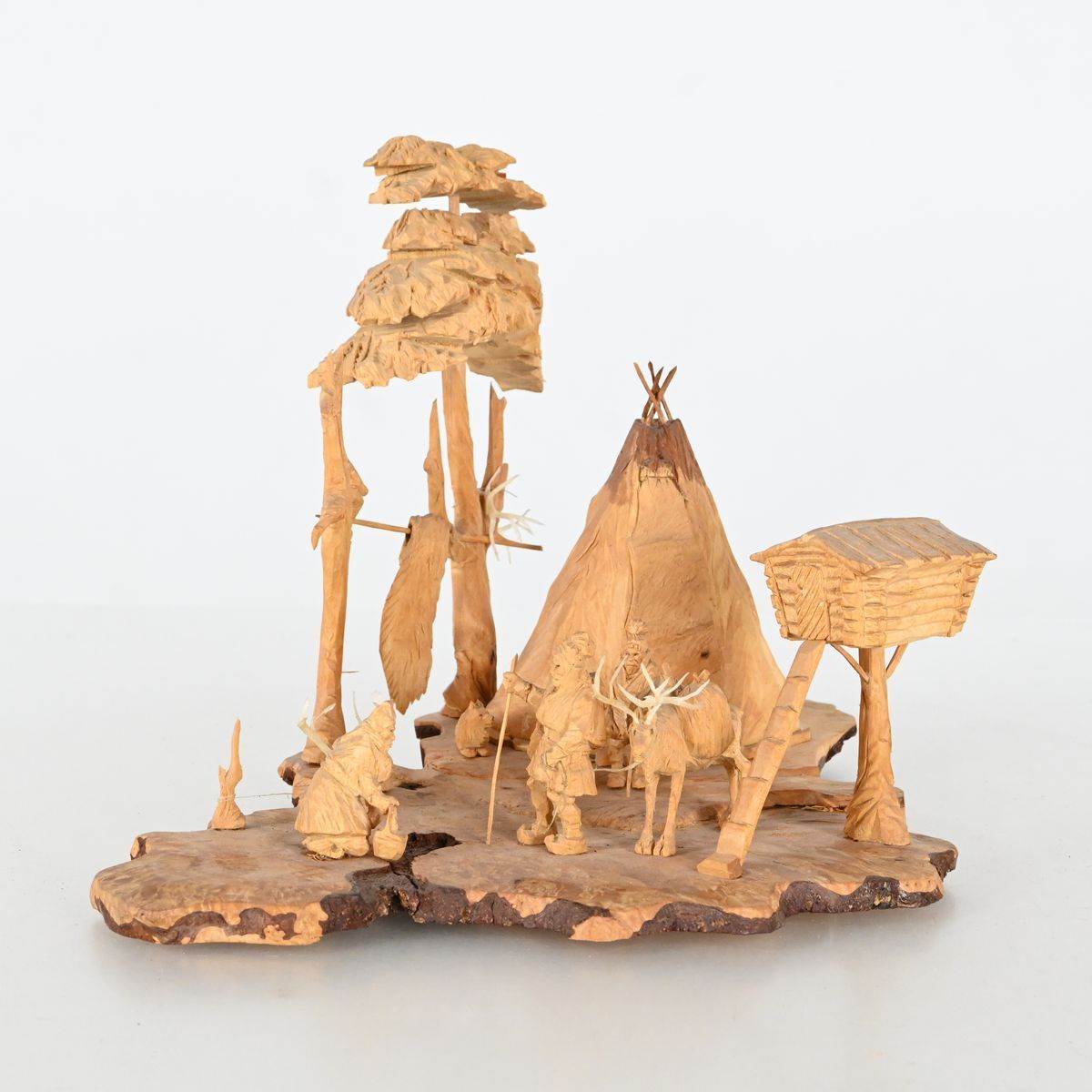 Martin Stenström, Träskulptur, Sameläger, signerad M.S