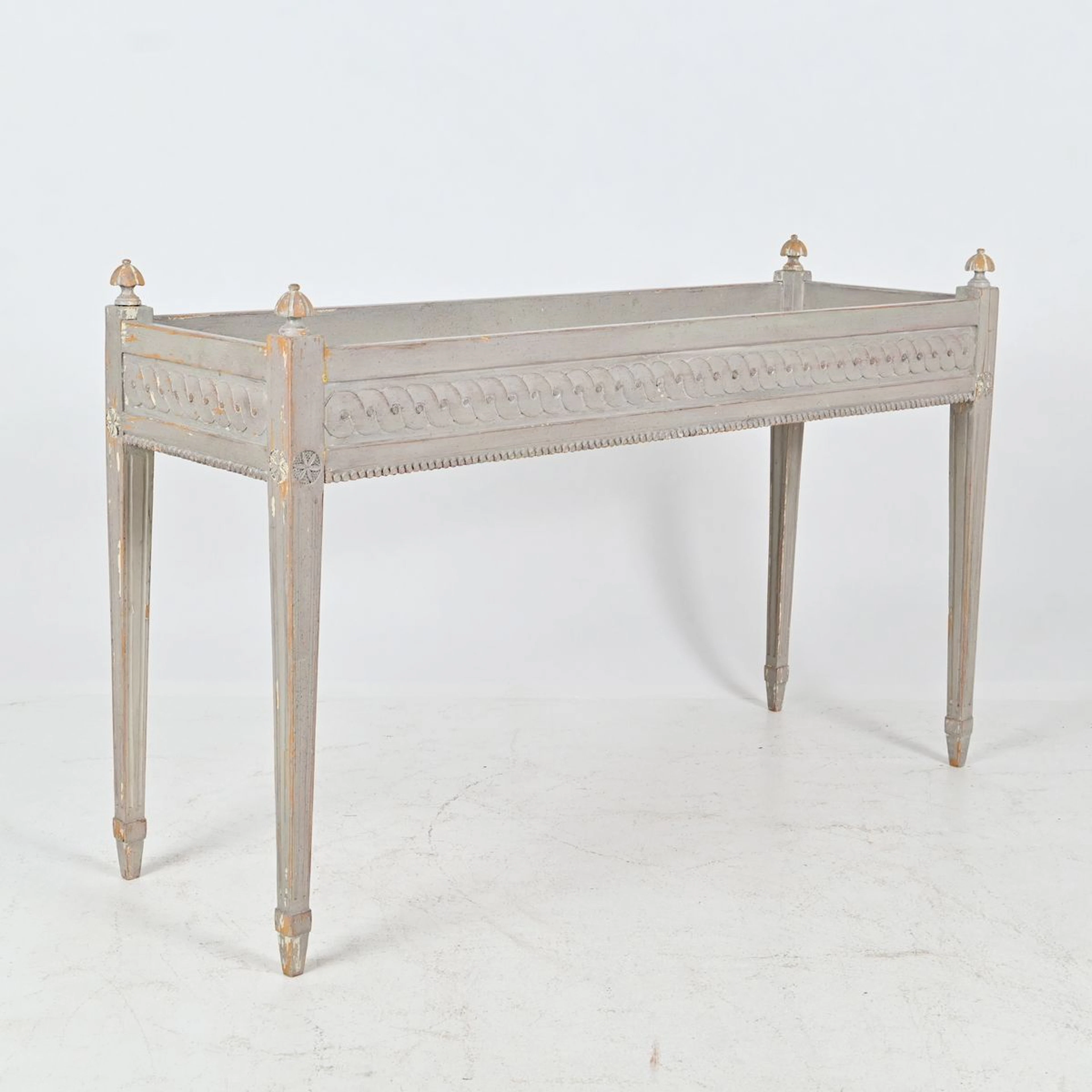 Blombord, gråmålat, Gustaviansk stil, 1900 tal