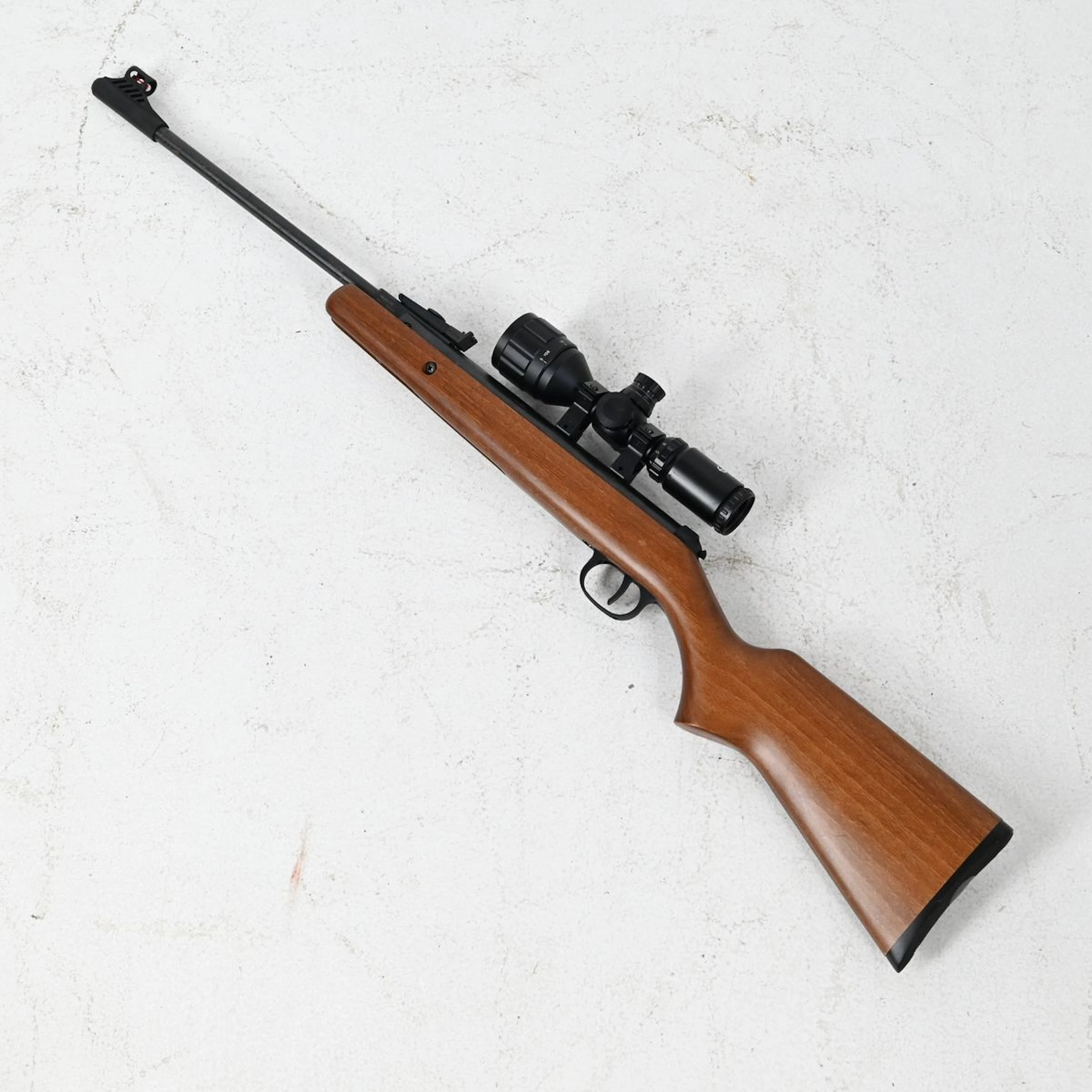 Luftgevär Diana mo 240 Classic, Kikarsikte Futane 3-9x42
