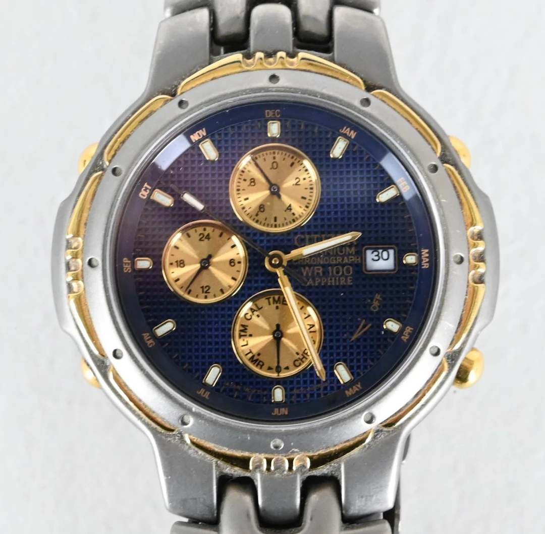 Citizen Titanium WR 100, Chronograph, Sapphire, herrur