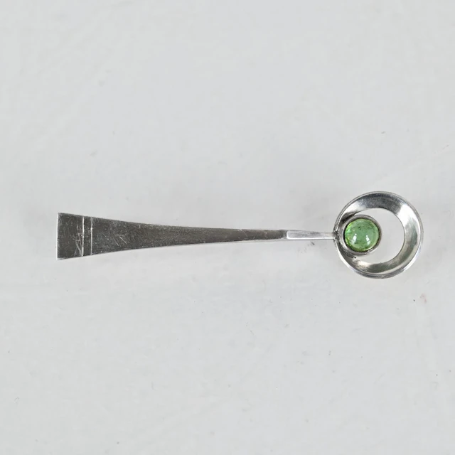 Brosch med grön sten, Sterling Silver, MIC Stockholm 1960