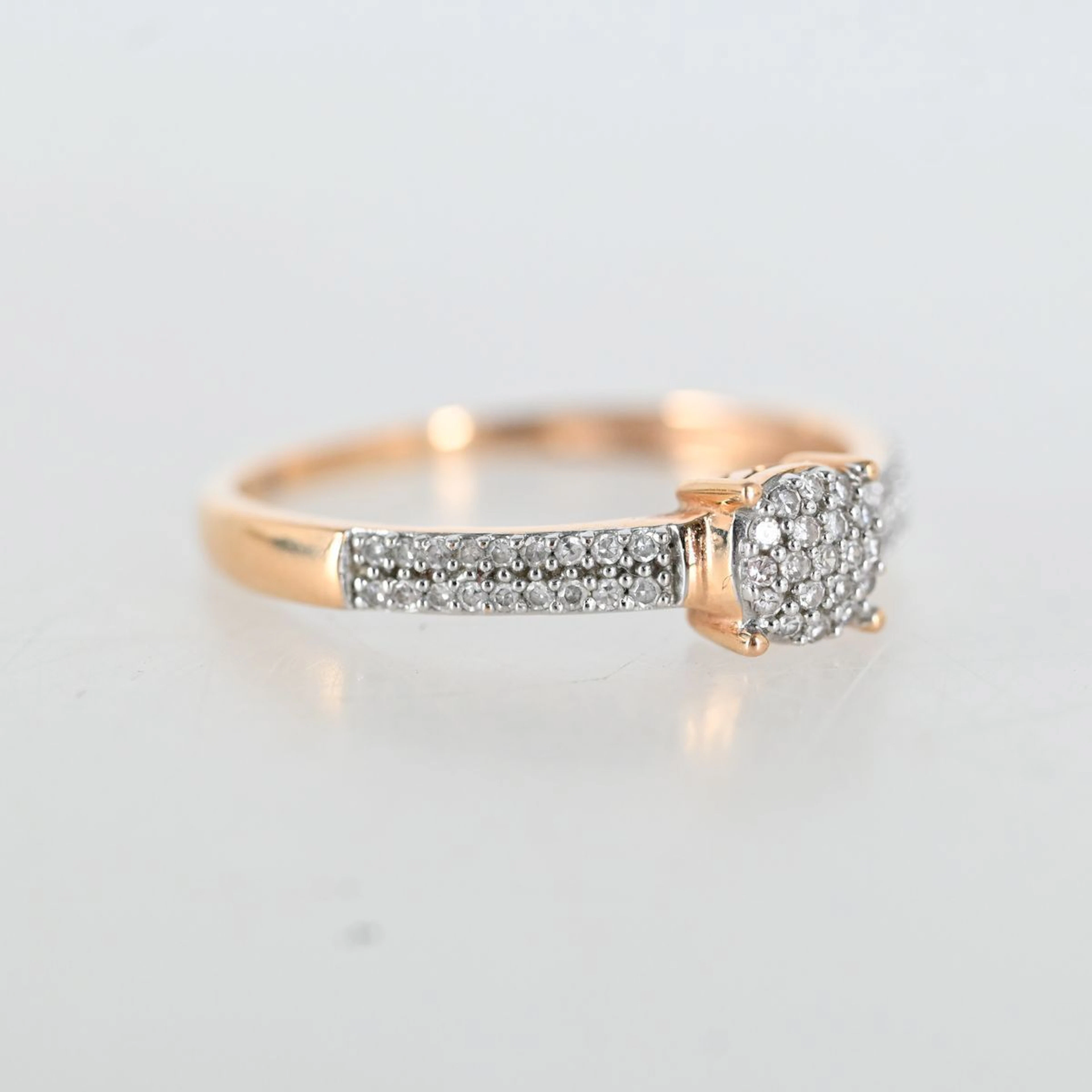 Ring med små diamanter, totalt 0,15ct, roséguld 18K