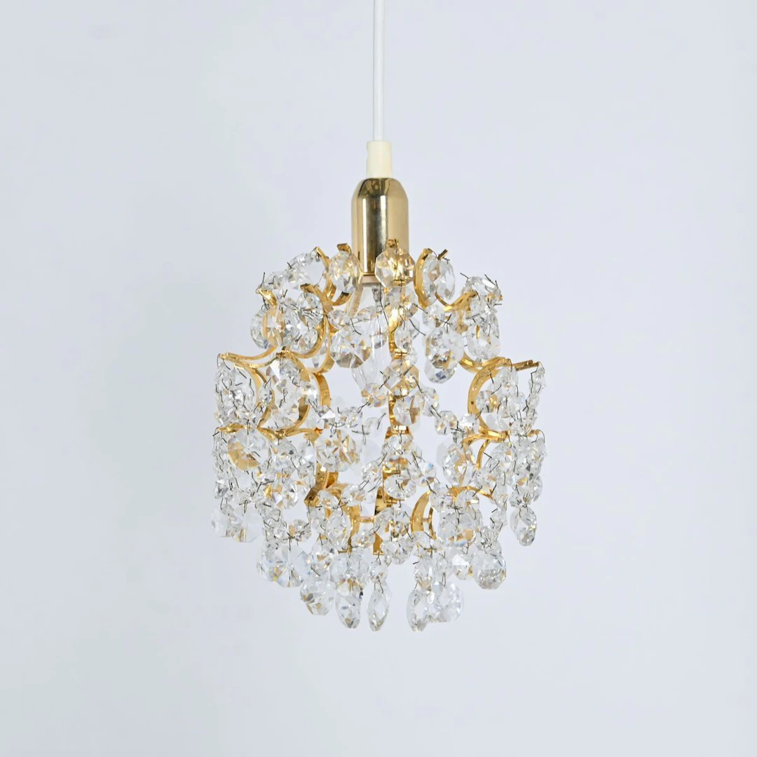 Fönsterlampa, mässing och kristall