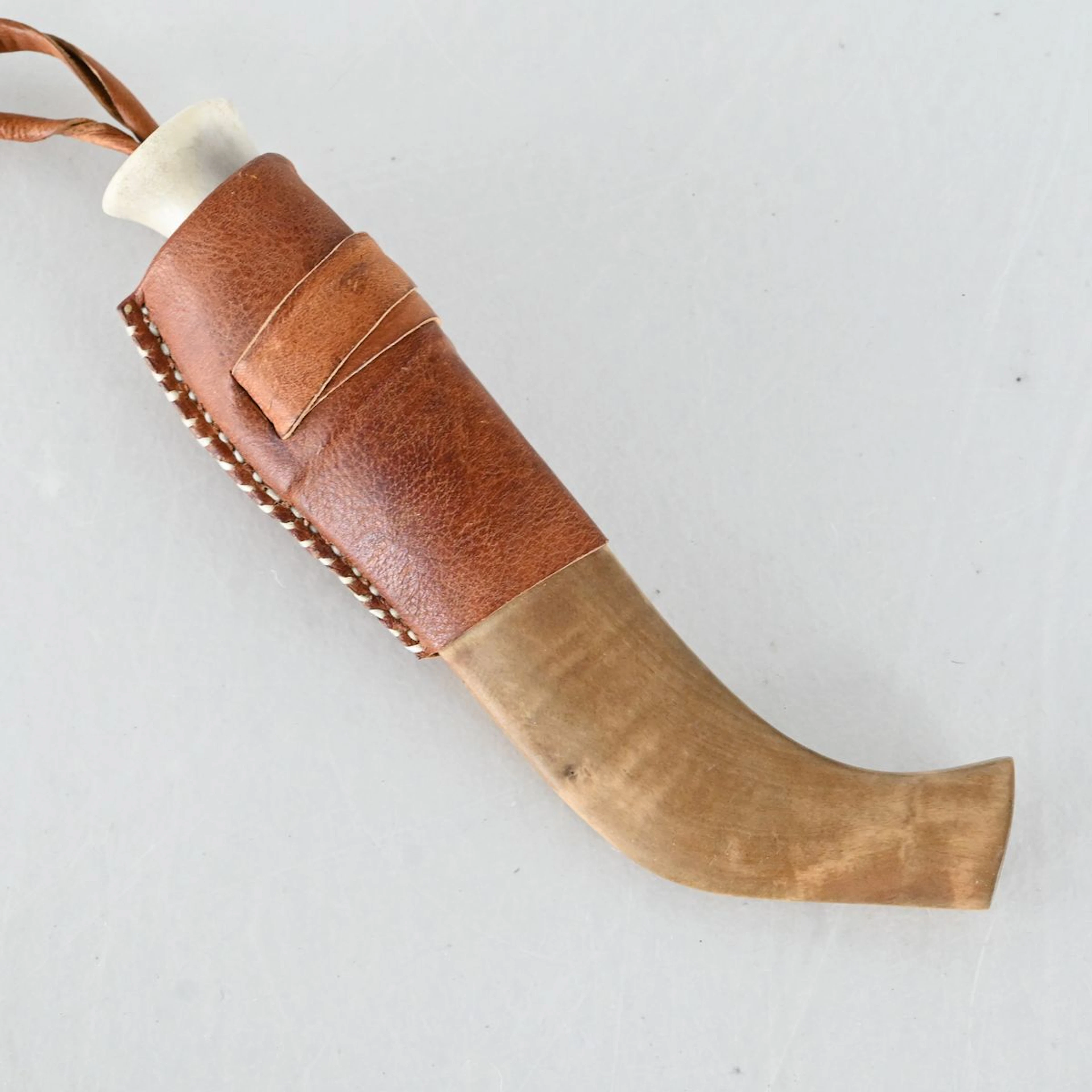 Sune Enoksson, kniv, helträ