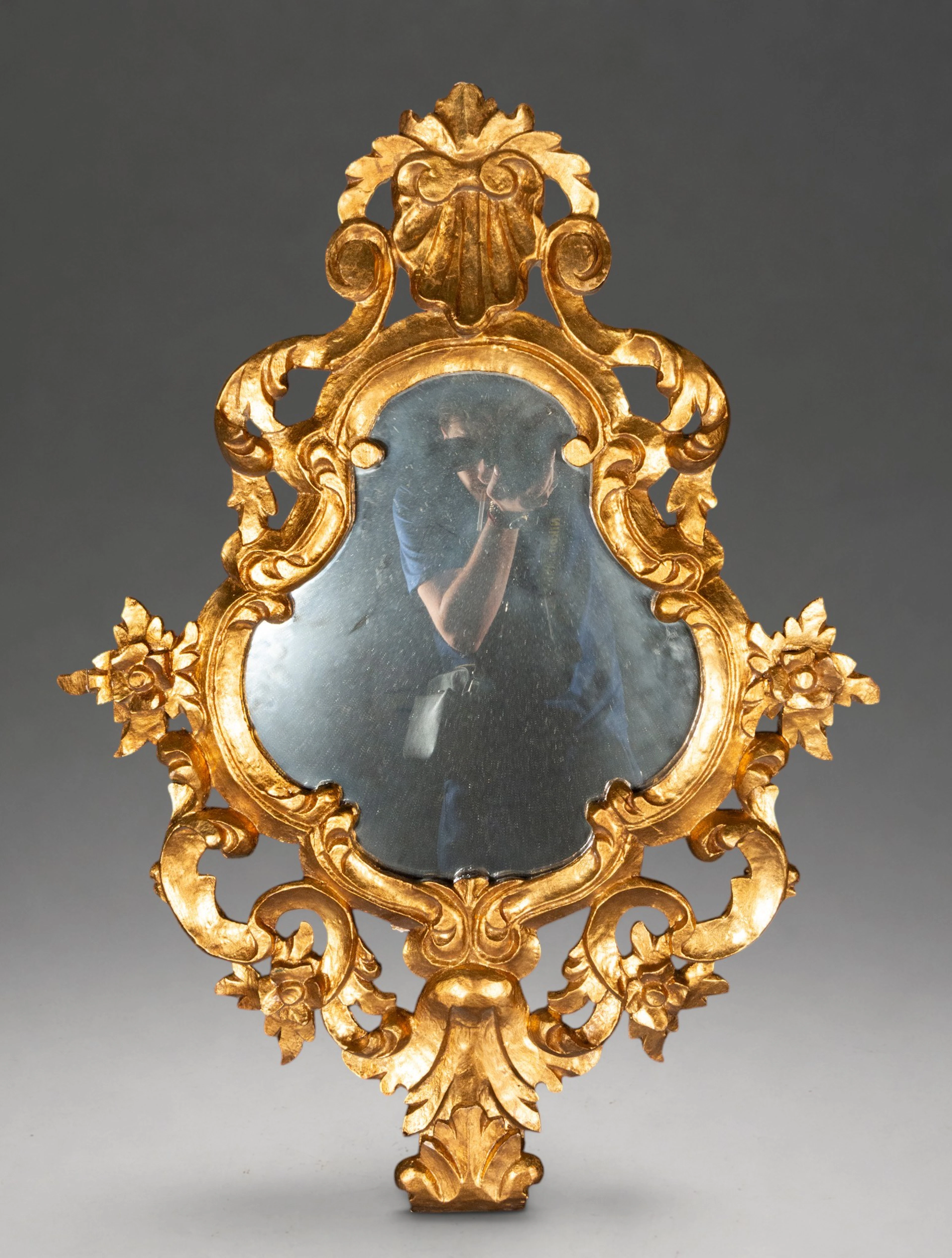 Carved and gilded wooden cornucopia – 20th century