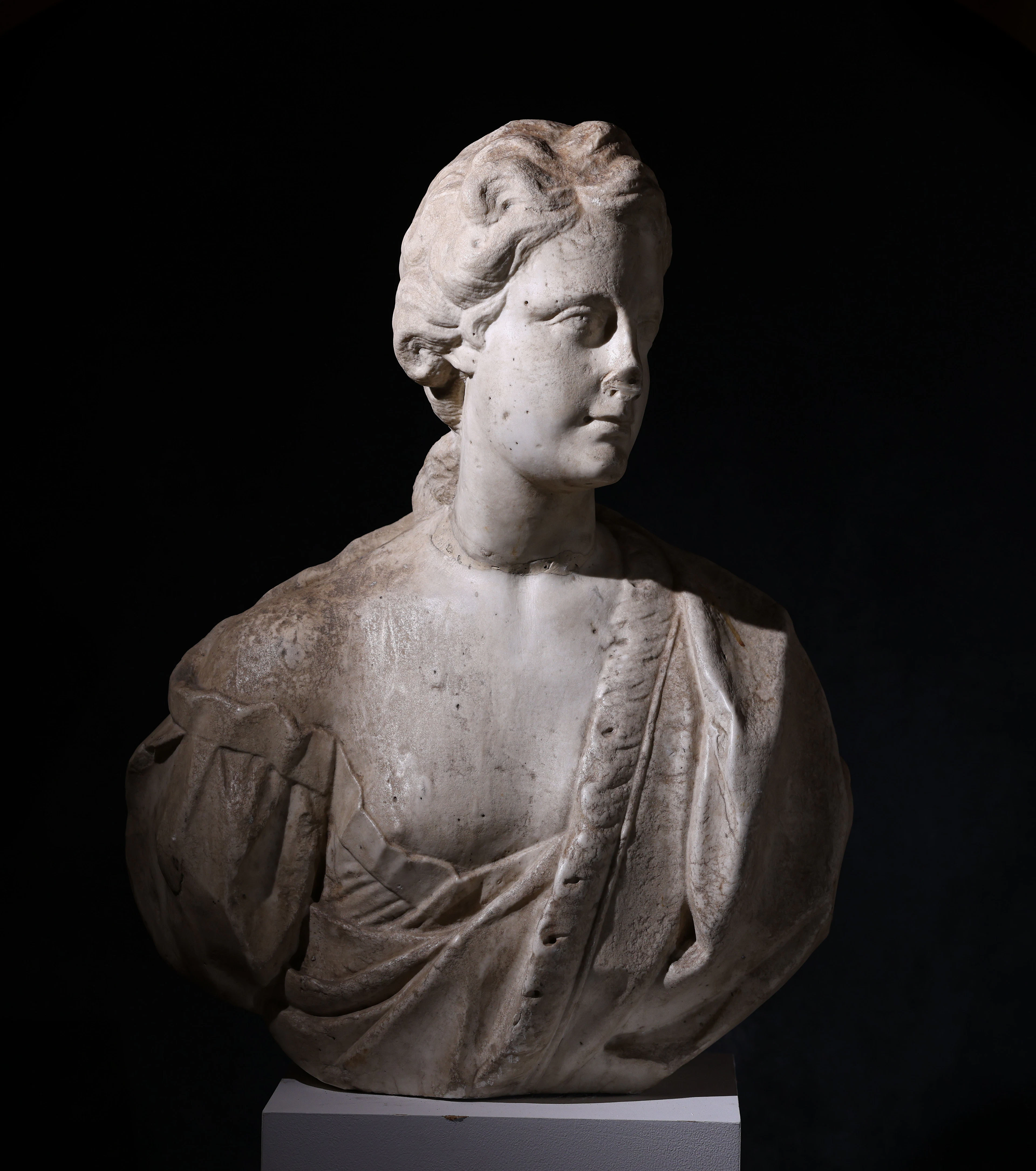 Important sculpture of a Greco-Roman divinity, Italy, 17th century