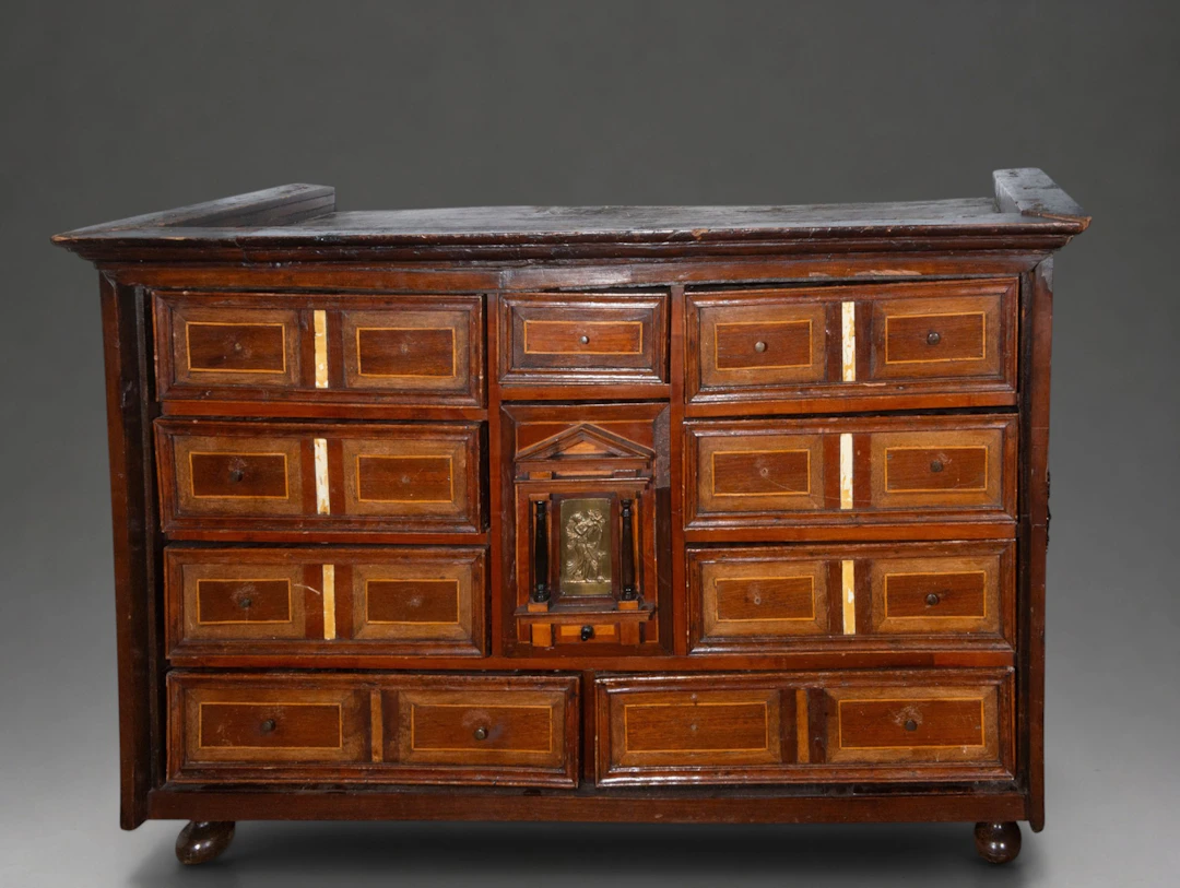Italian bargueño – 18th century