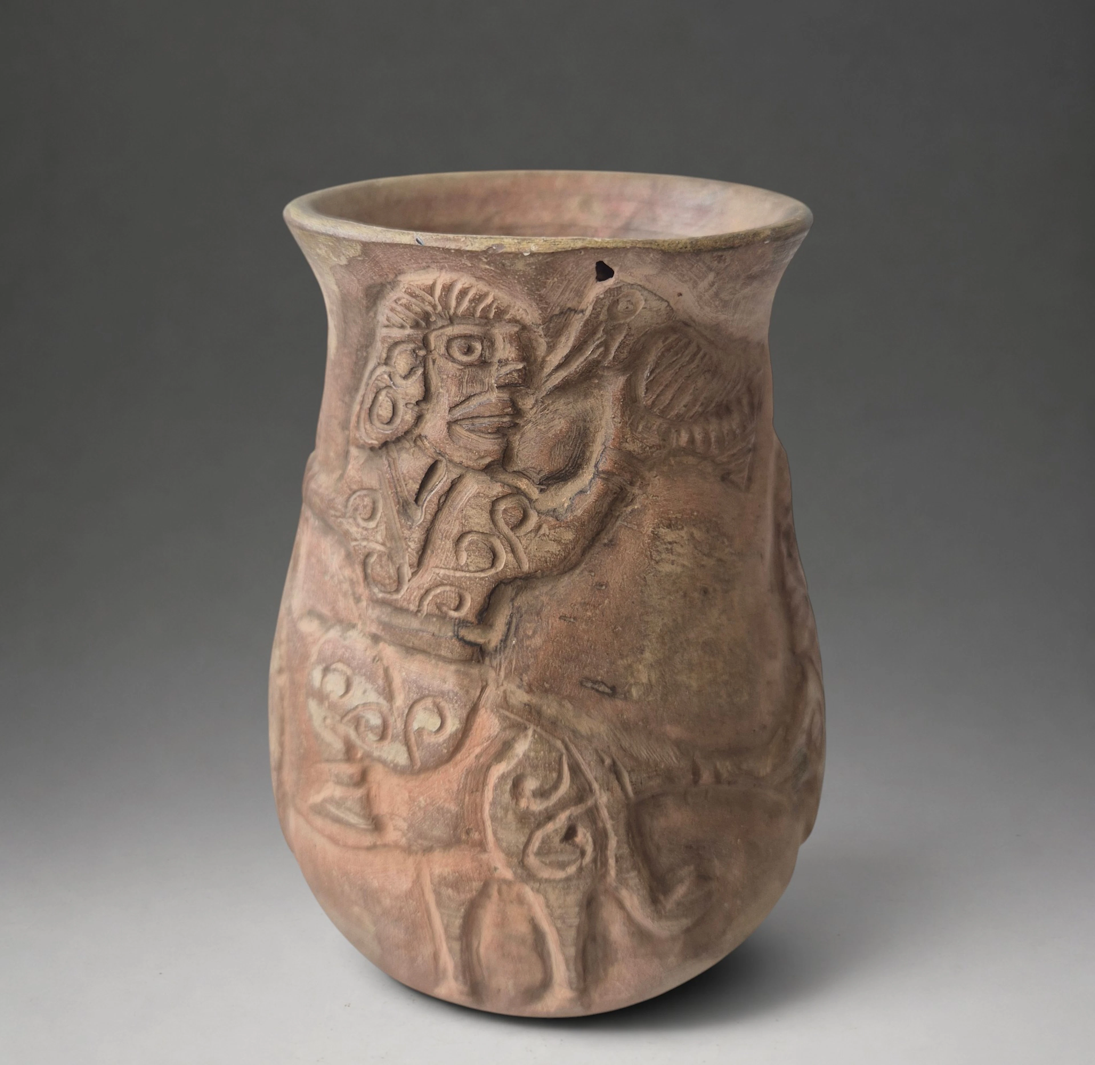 Bactrian terracotta vase, Bactria, late 3rd–early 2nd millennium BC.
