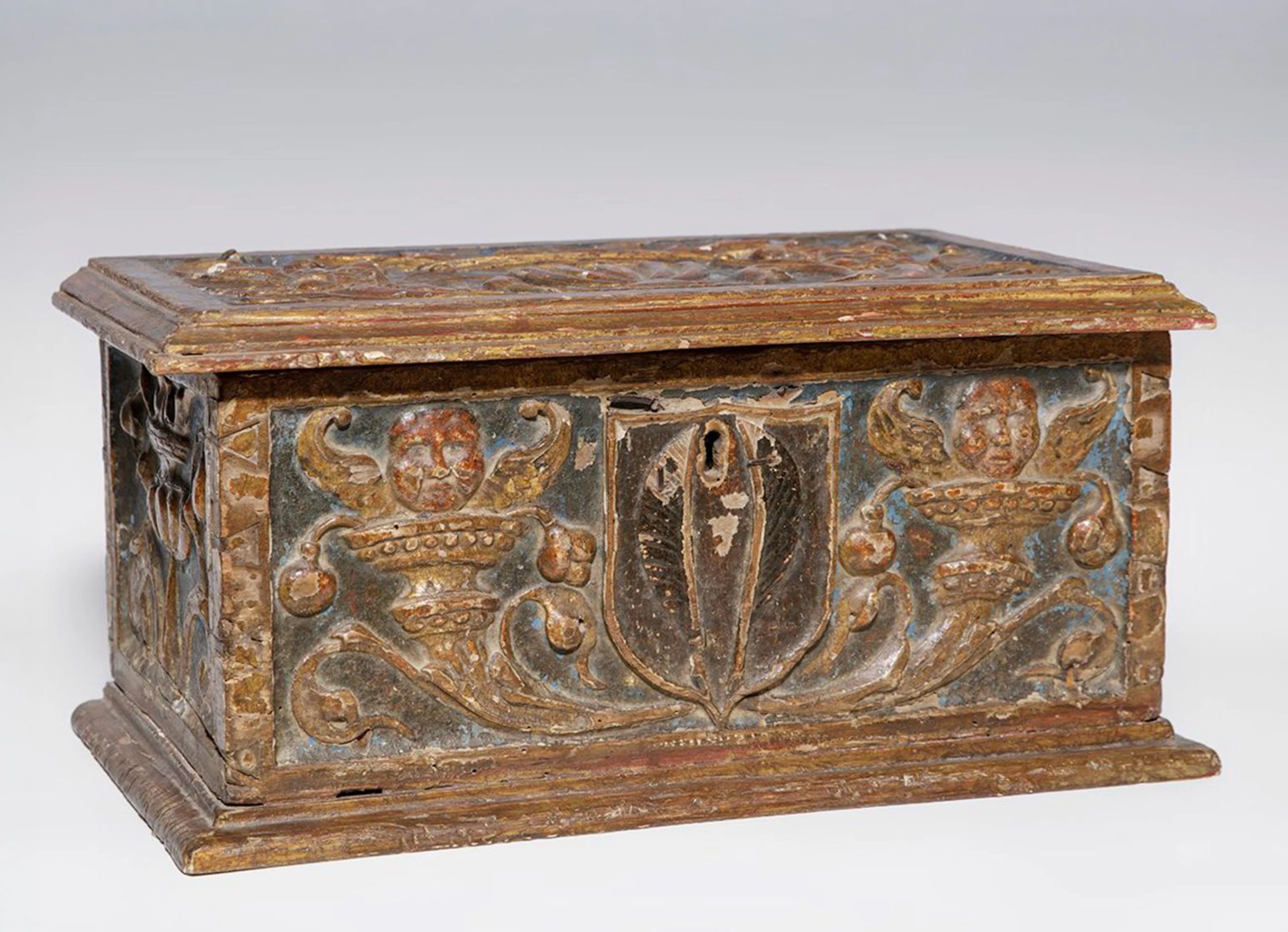Renaissance chest – Aragonese school – 16th century