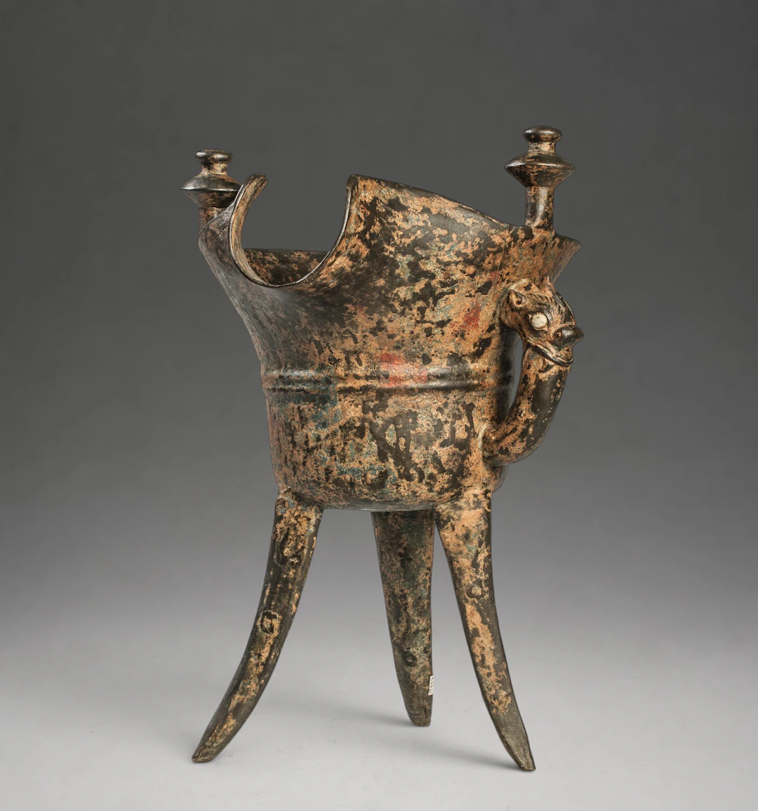 Jue-shaped bronze vase - China, Qing dynasty