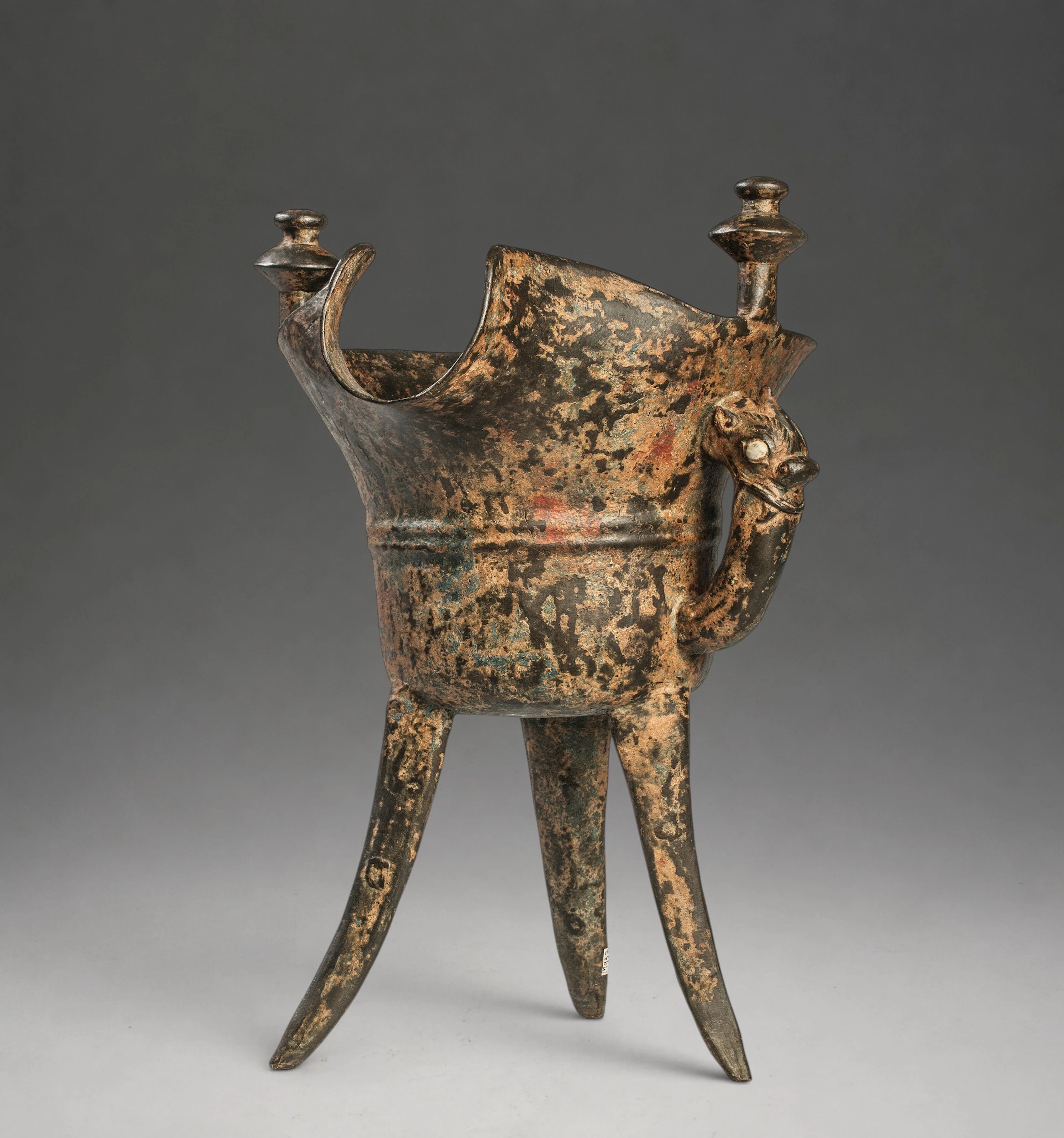 Jue-shaped bronze vase - China, Qing dynasty