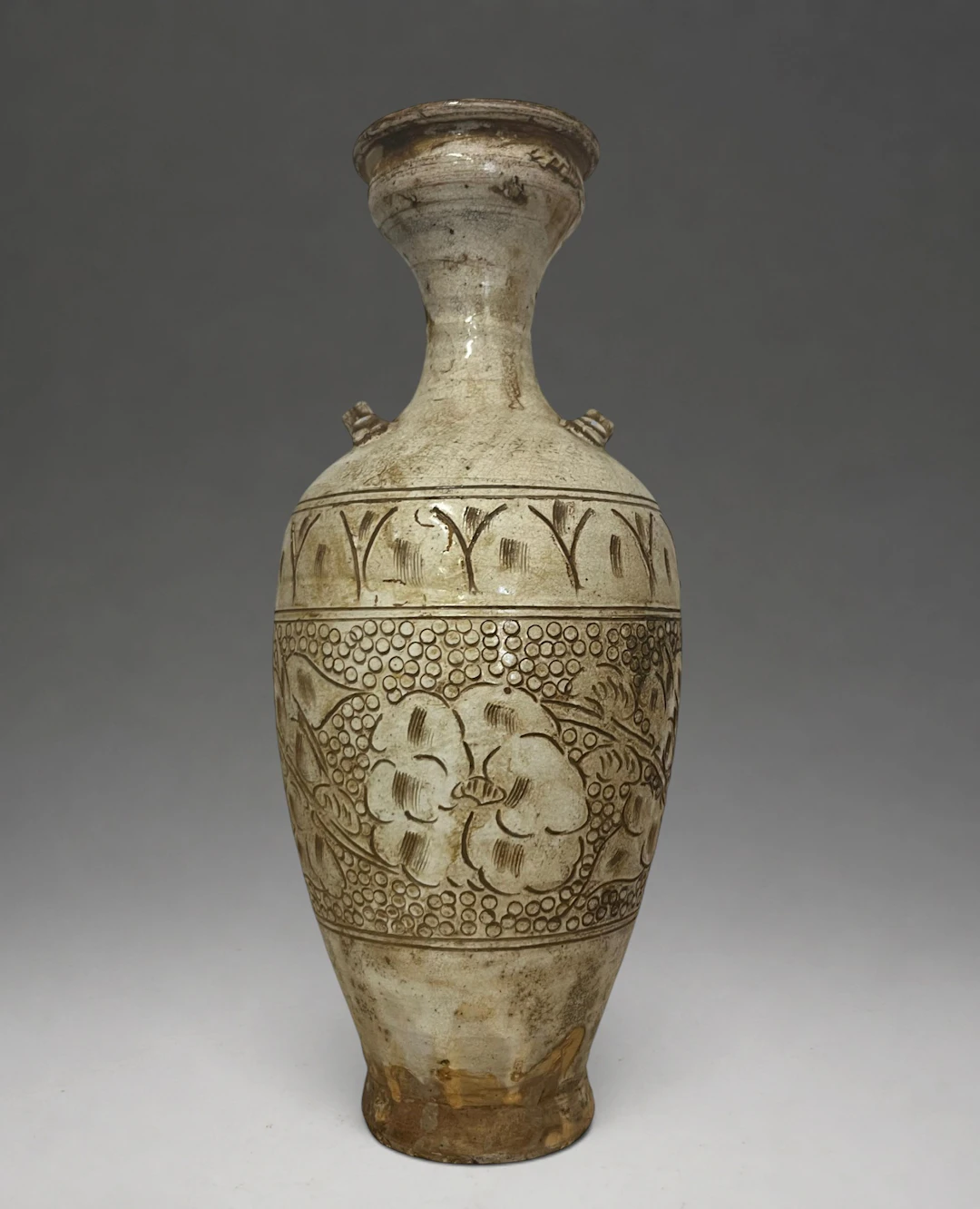 Chinese "Cizhou" vase - China, Yuan dynasty, 13th-14th centuries (1271-1368)