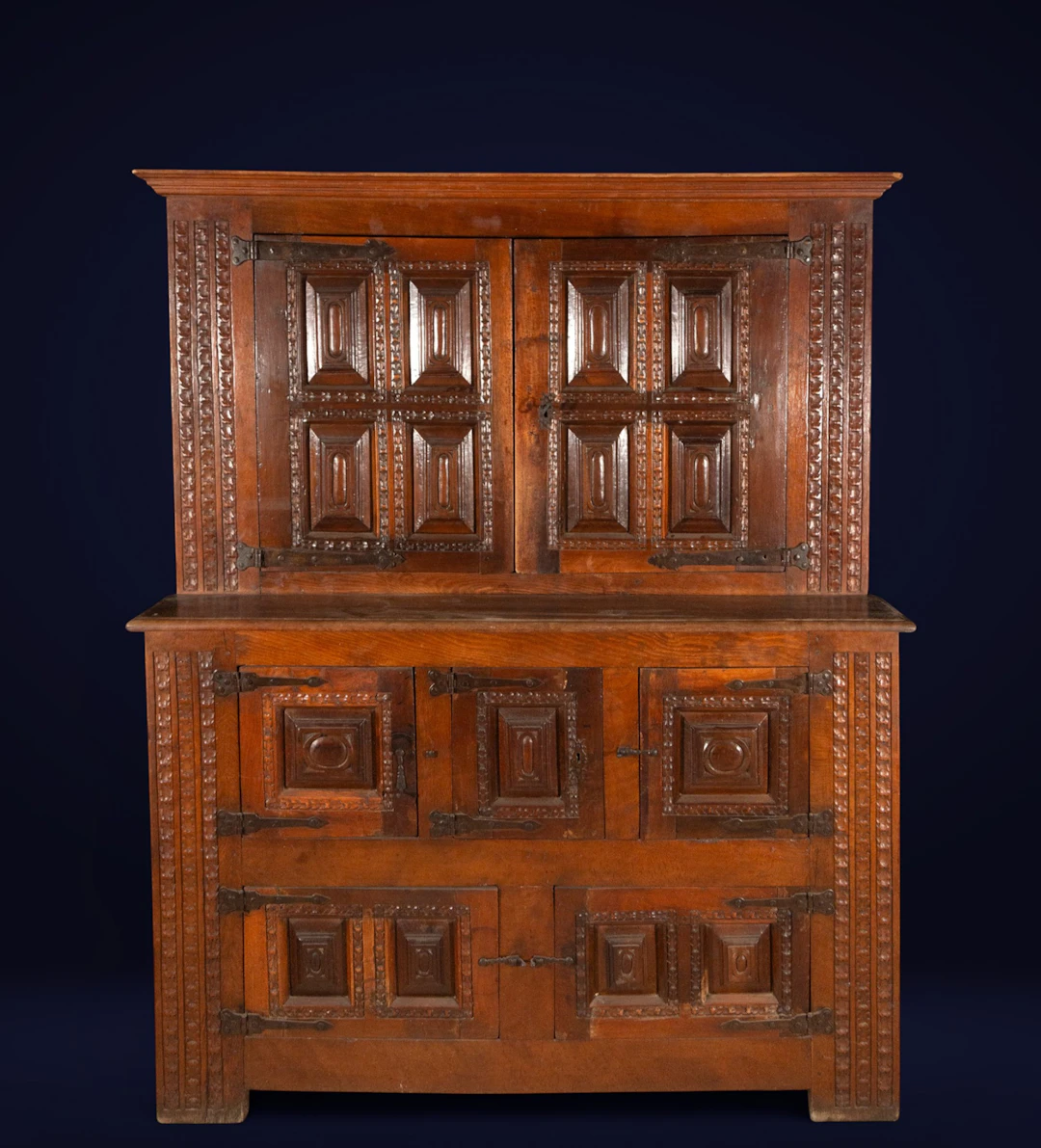 Two-body sideboard in walnut and chestnut. Spanish School. 16th century.