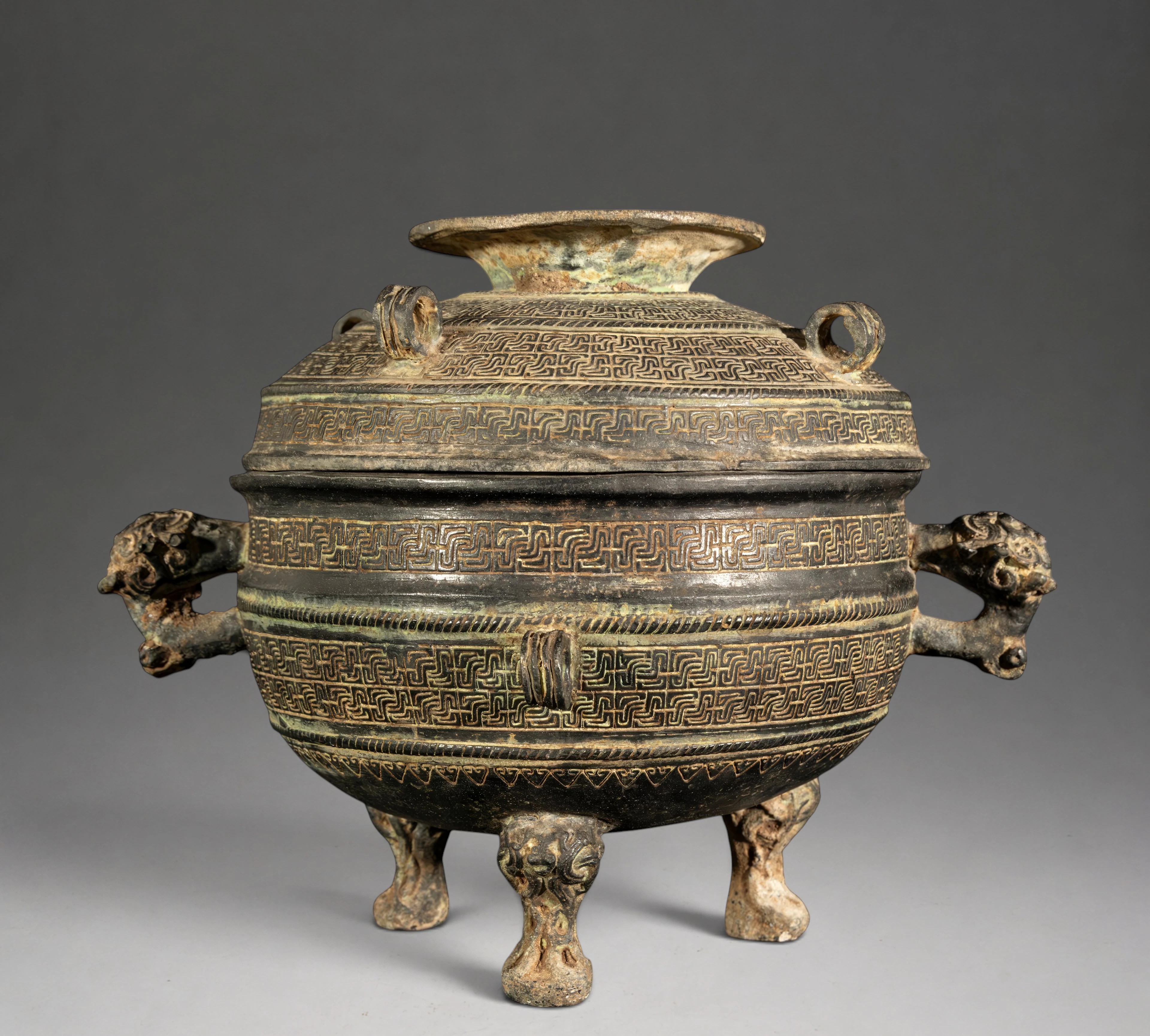 Exquisite Chinese incense burner in archaic Han style, Qing Dynasty
