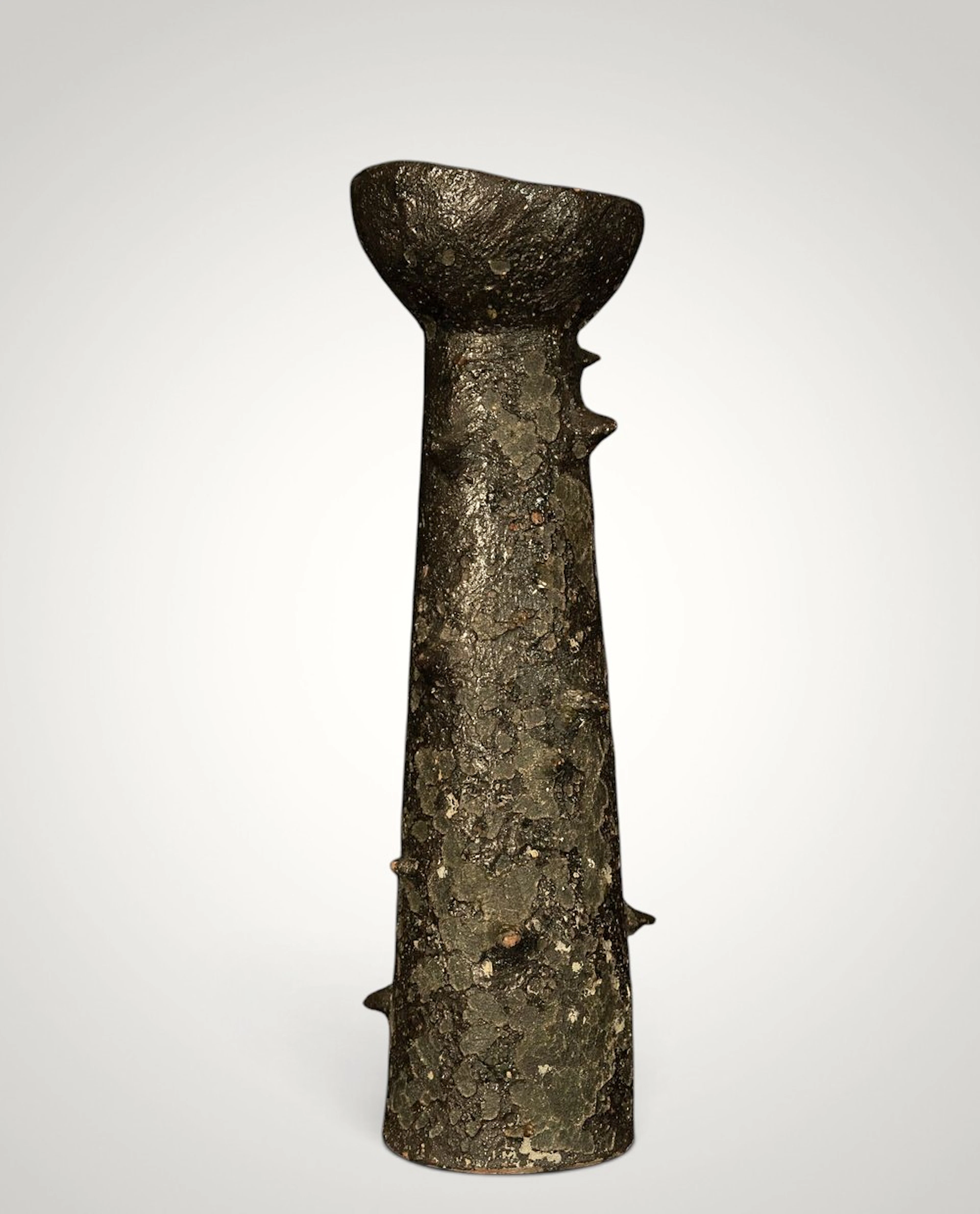 GLORIA RIUSERRA – CERAMIC VASE, UNIQUE PIECE