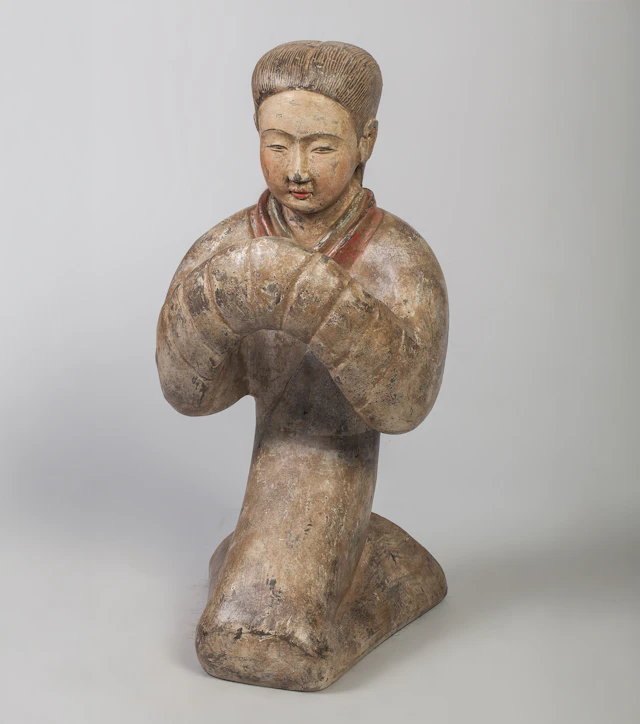 Chinese court lady, Han dynasty (206-220 AD)