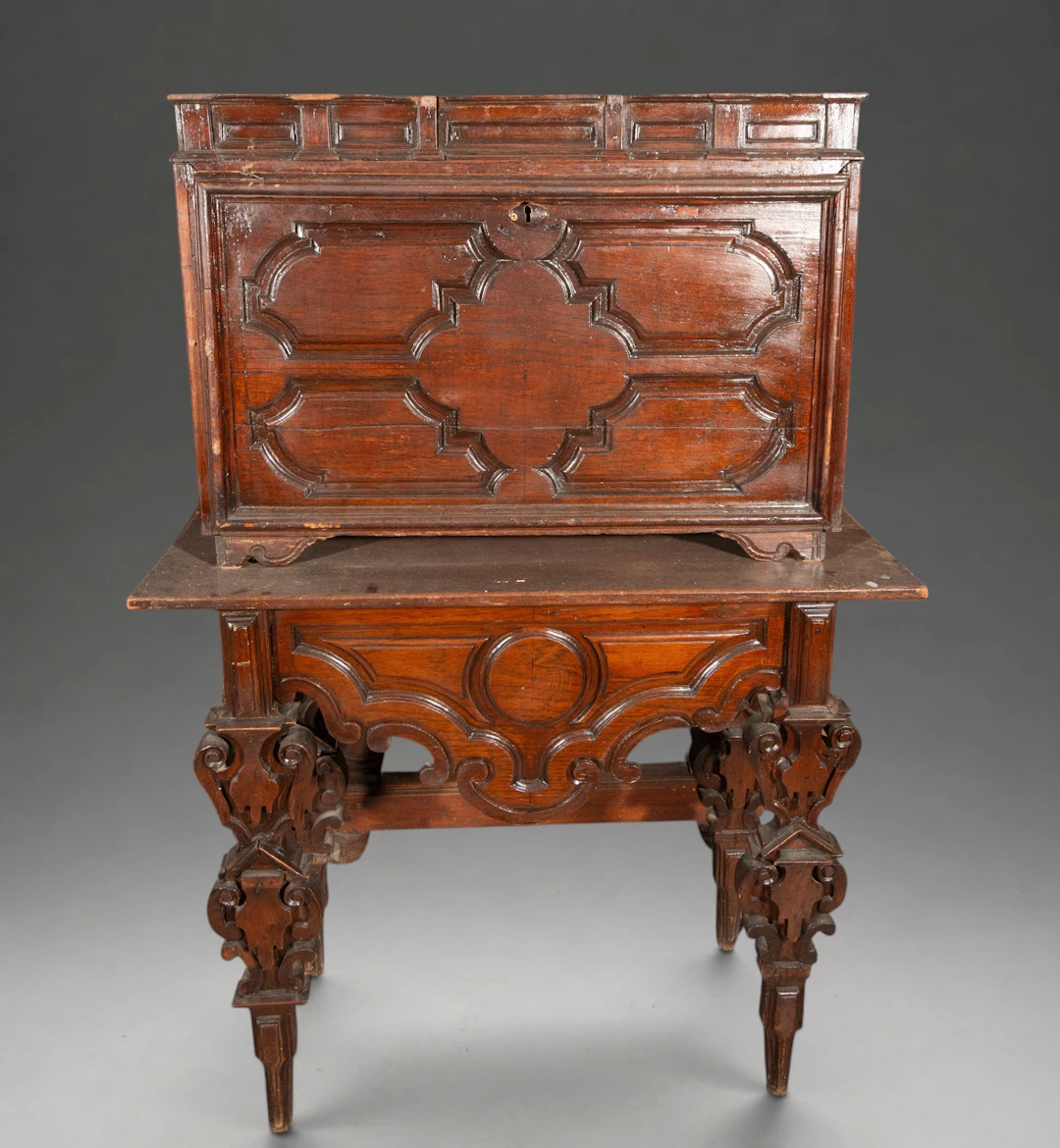 Cedar wood bargueño – late 18th century - 19th century
