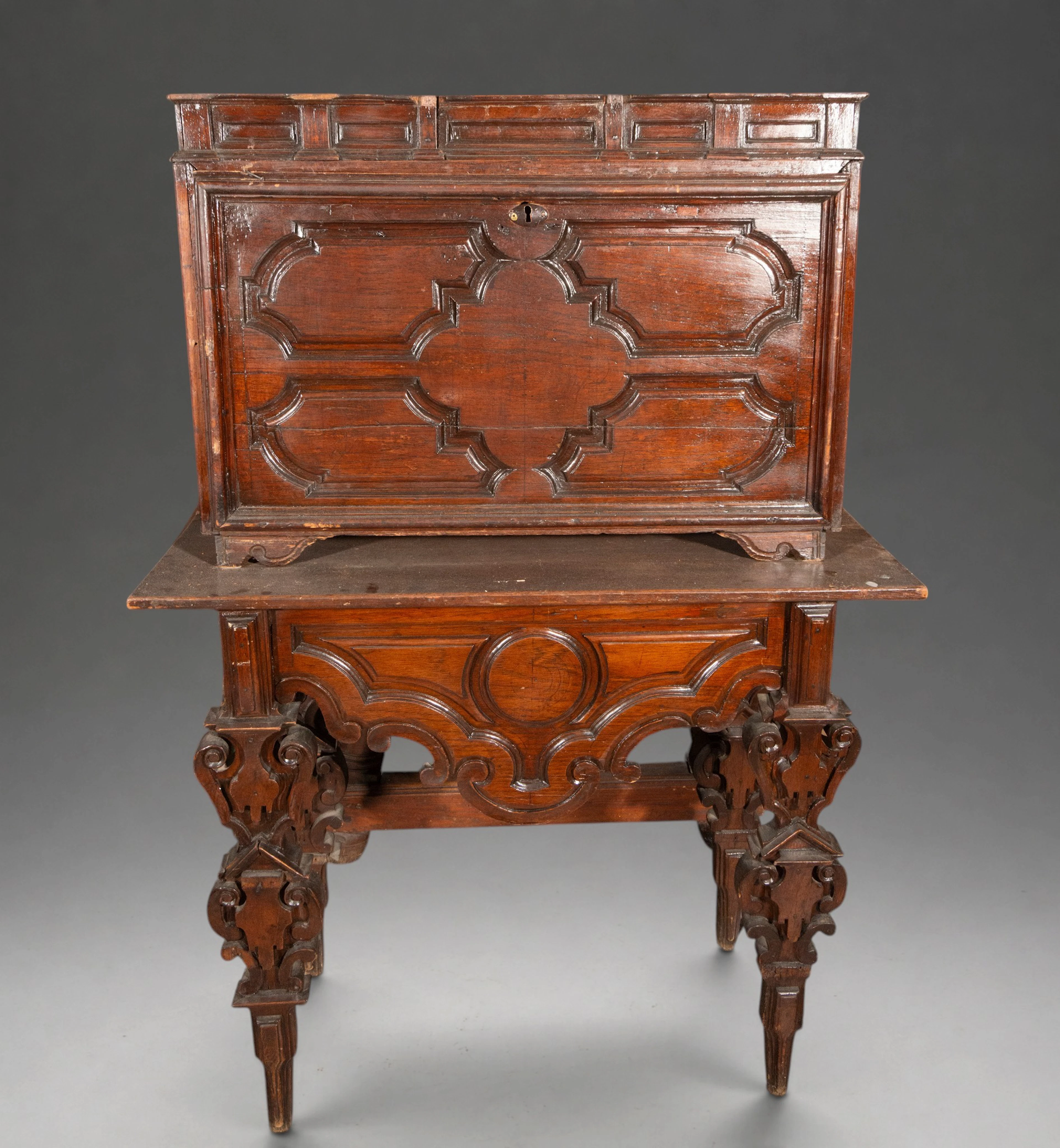 Cedar wood bargueño – late 18th century - 19th century